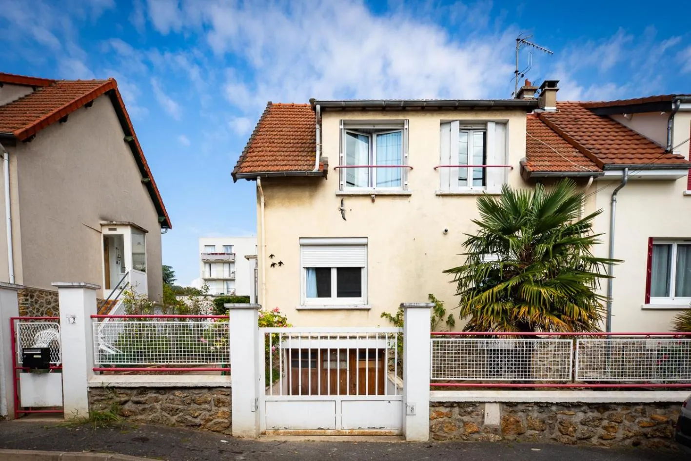 Property building in Résidence Hermès Paris Orly Aéroport