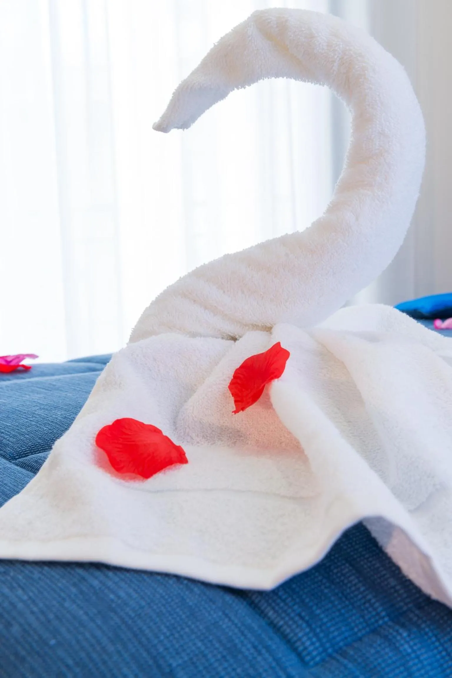 Decorative detail, Bed in Napoli Forever