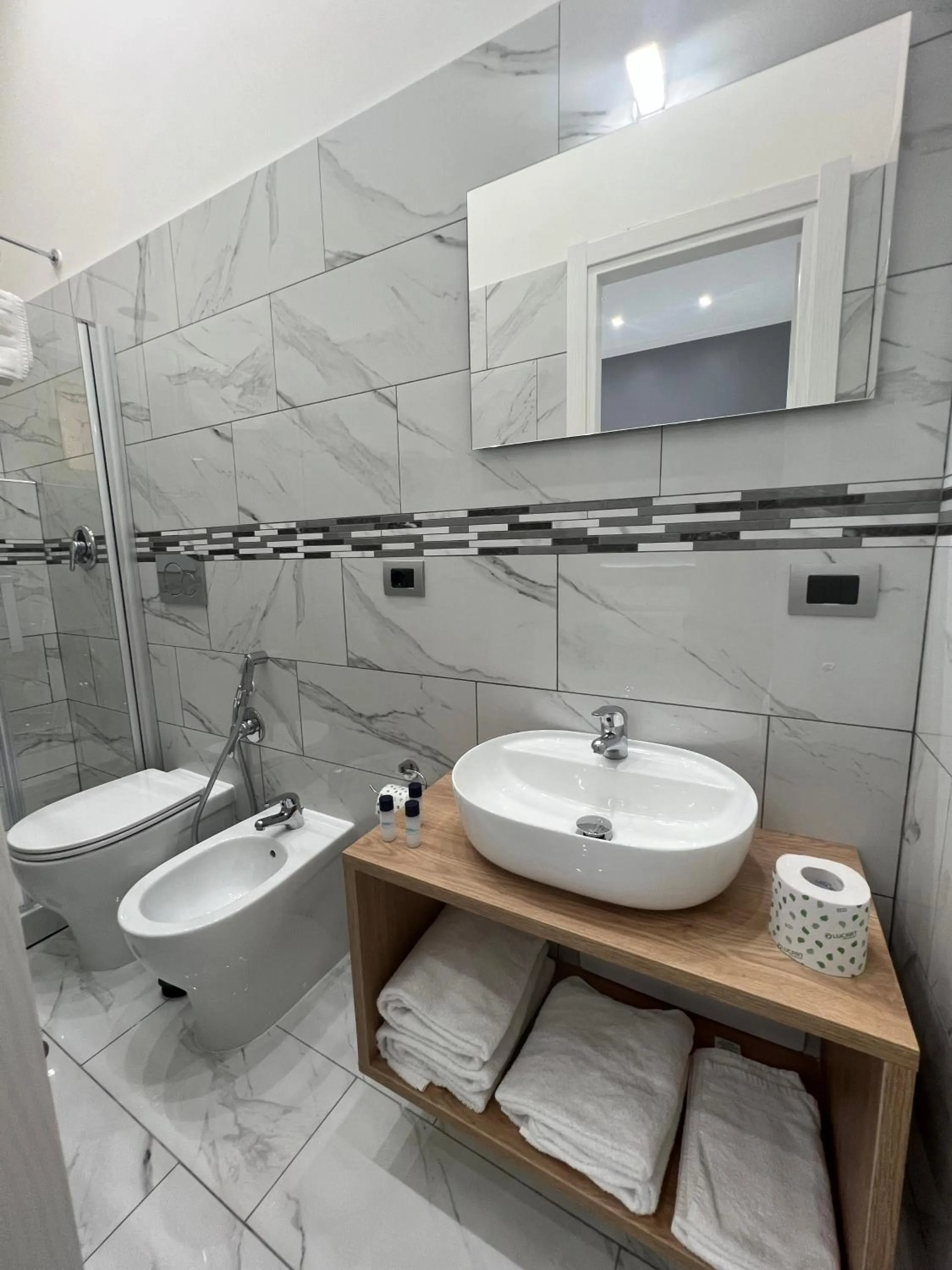 Bathroom in Napoli Forever