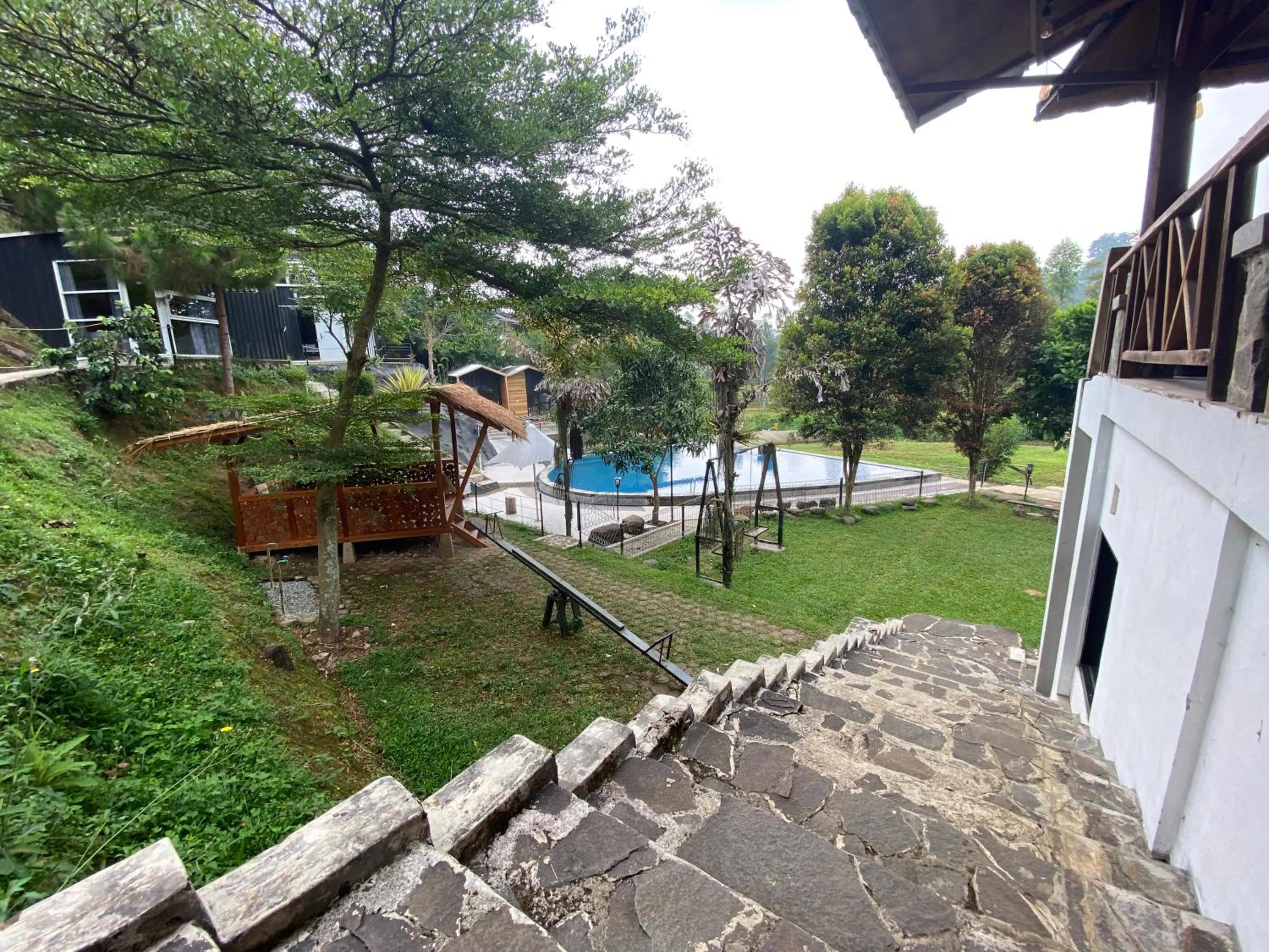 Property building in Shine River