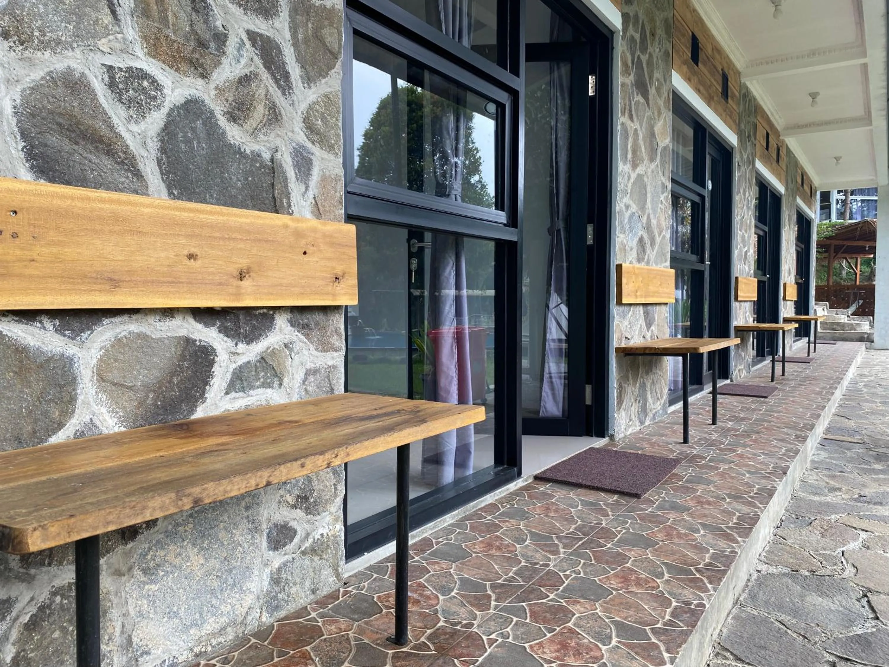 Property building in Shine River