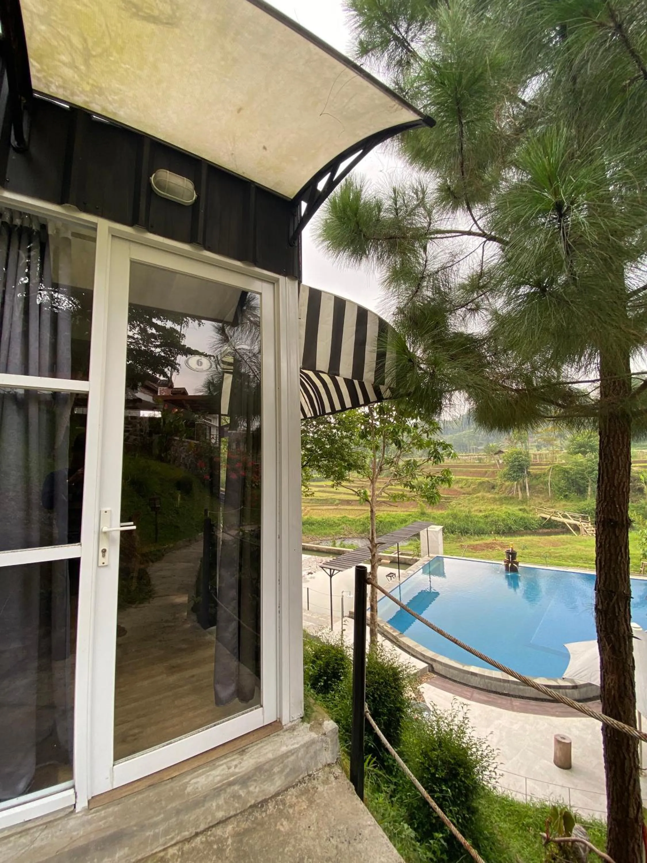 Property building in Shine River