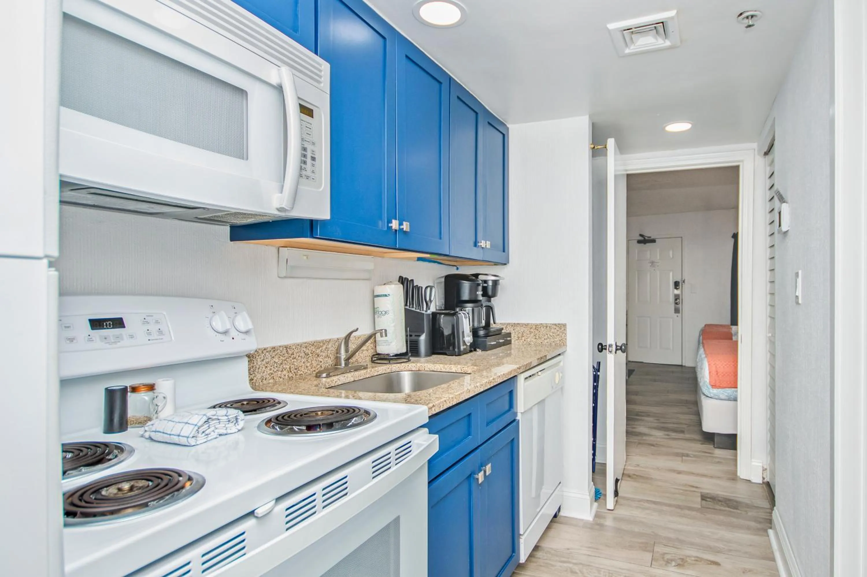 Coffee/tea facilities in Sea Breeze