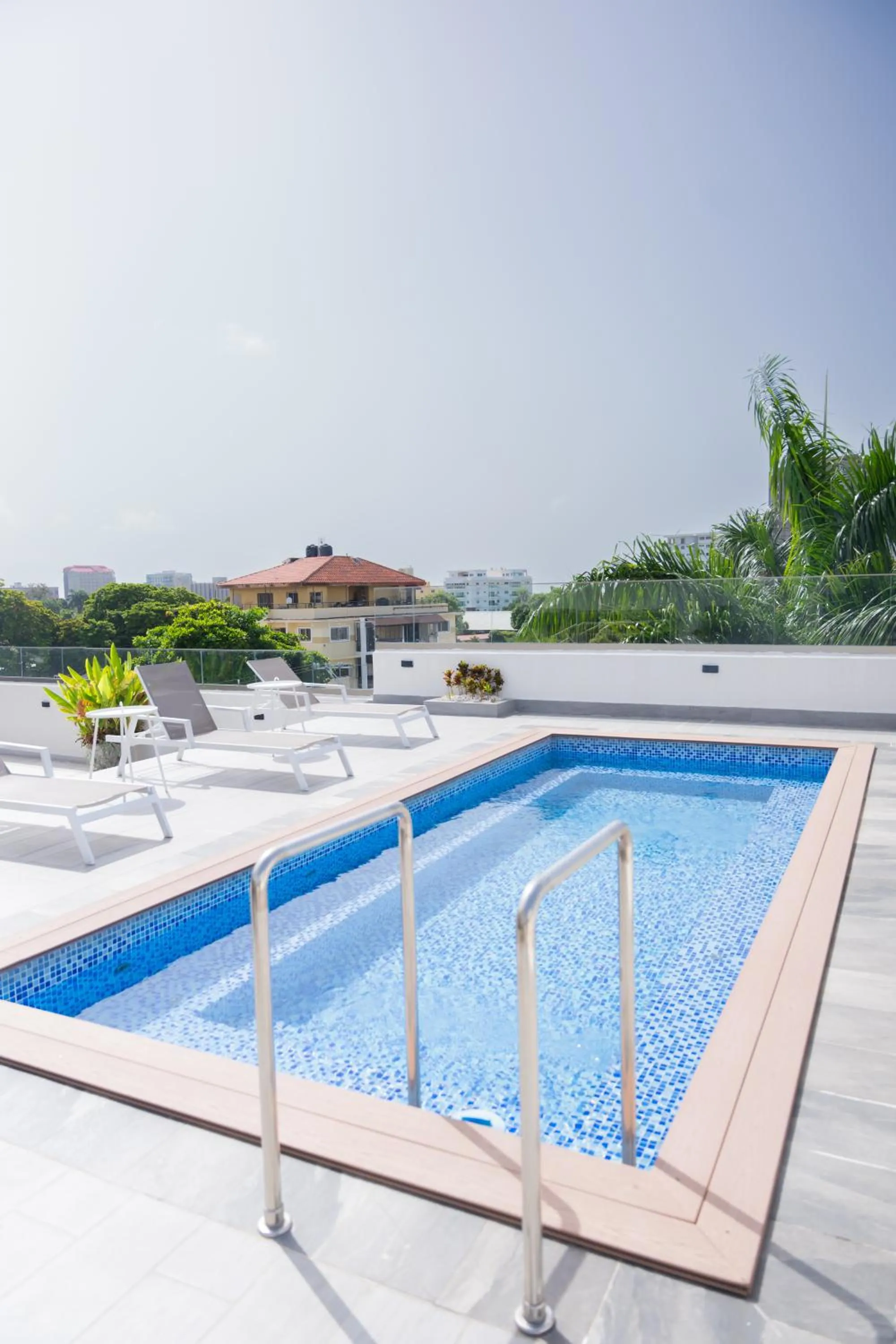 Swimming pool in Hotel Stay Here Suites