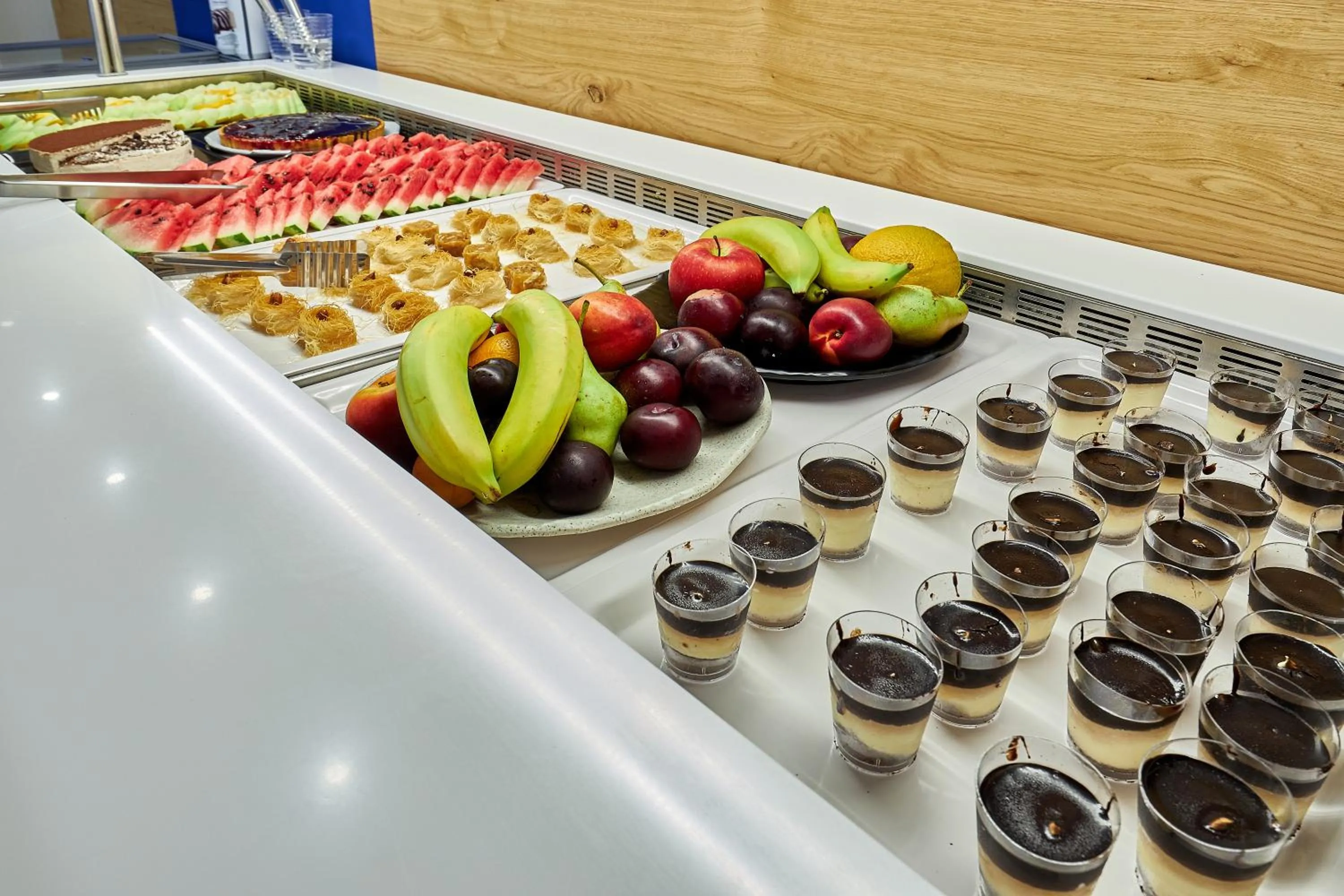 Restaurant/places to eat in Asana Hotel