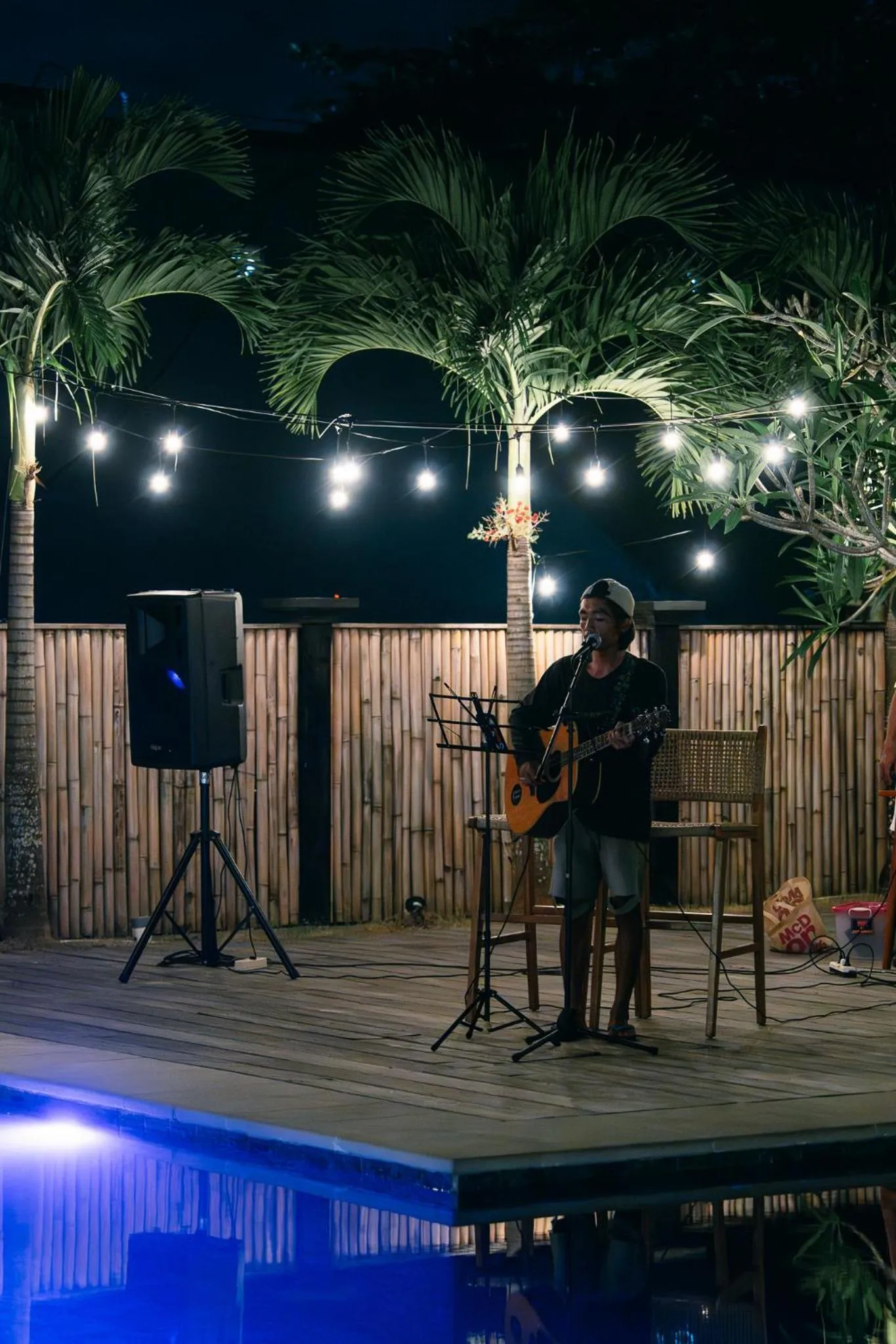 Evening entertainment in Kala Surf Camp
