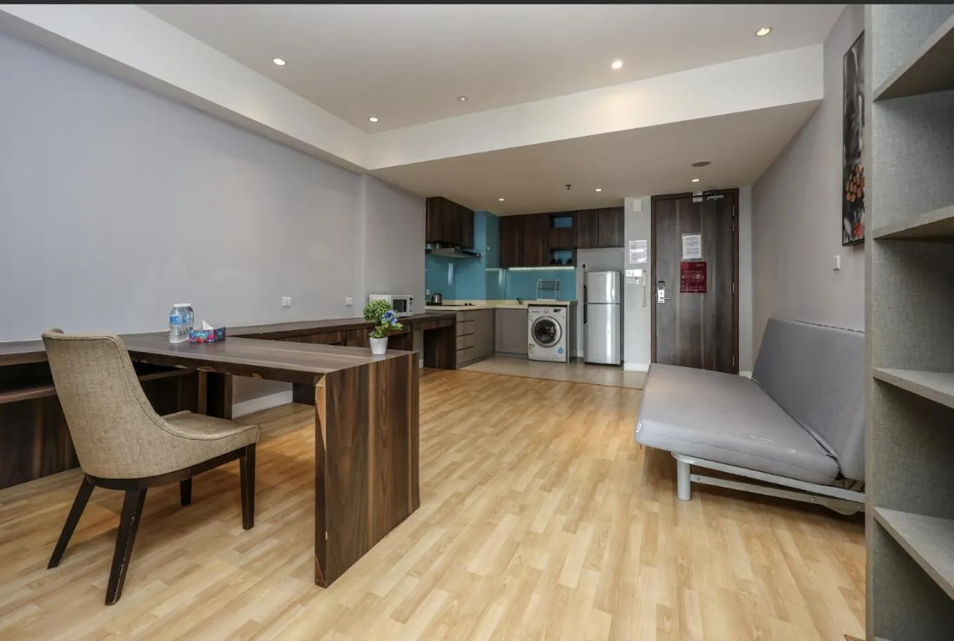 Greystone D' Majestic Place