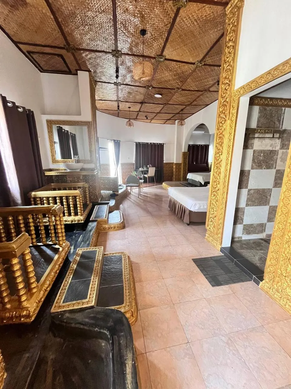 Photo of the whole room in Le Hotel Hotel Phnom Penh