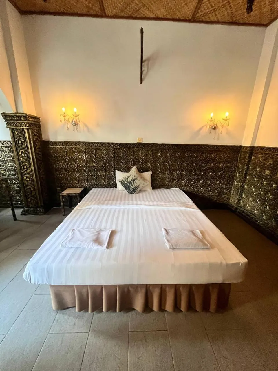 Bedroom in Le Hotel Hotel Phnom Penh