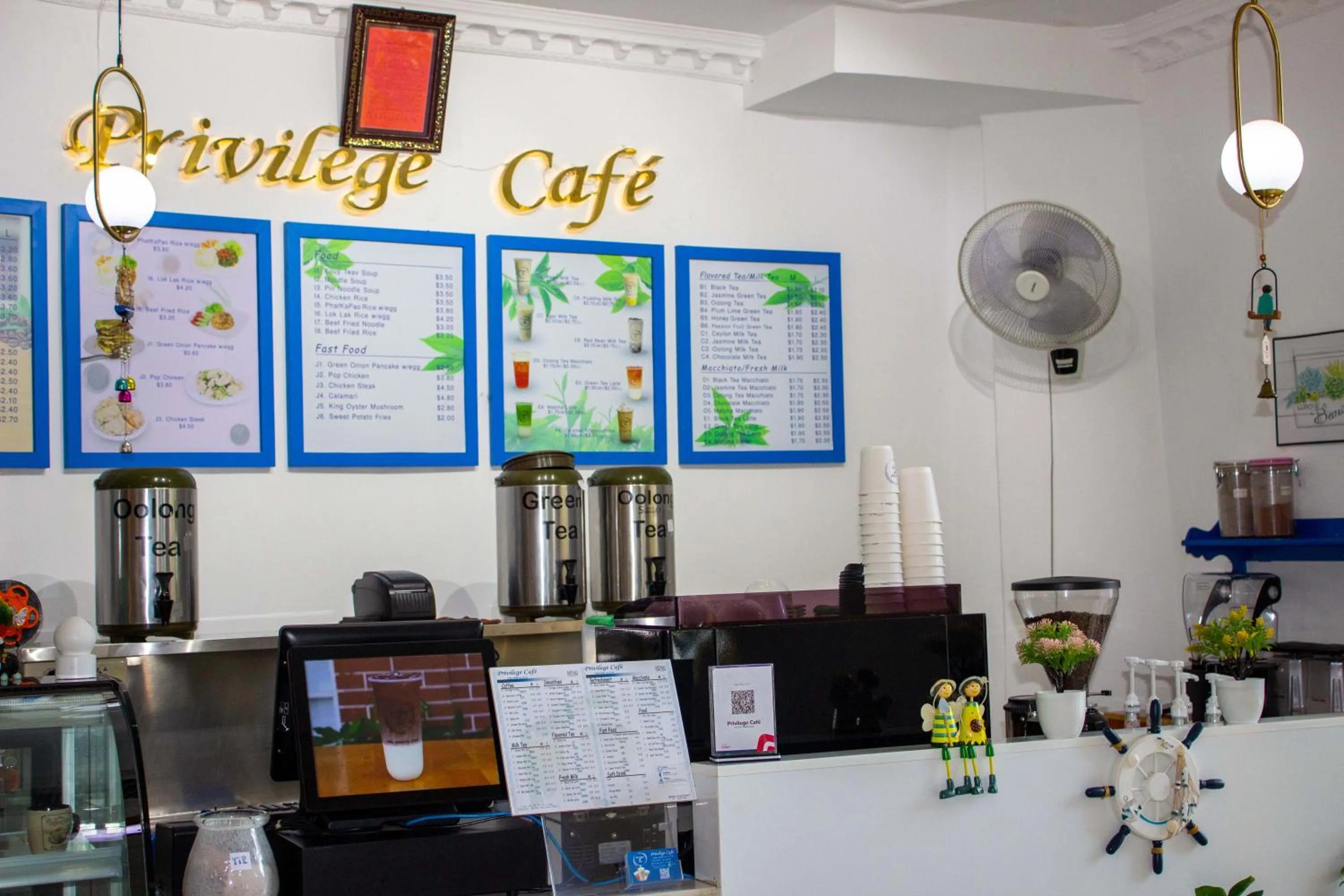 Coffee/tea facilities in Le Hotel Hotel Phnom Penh