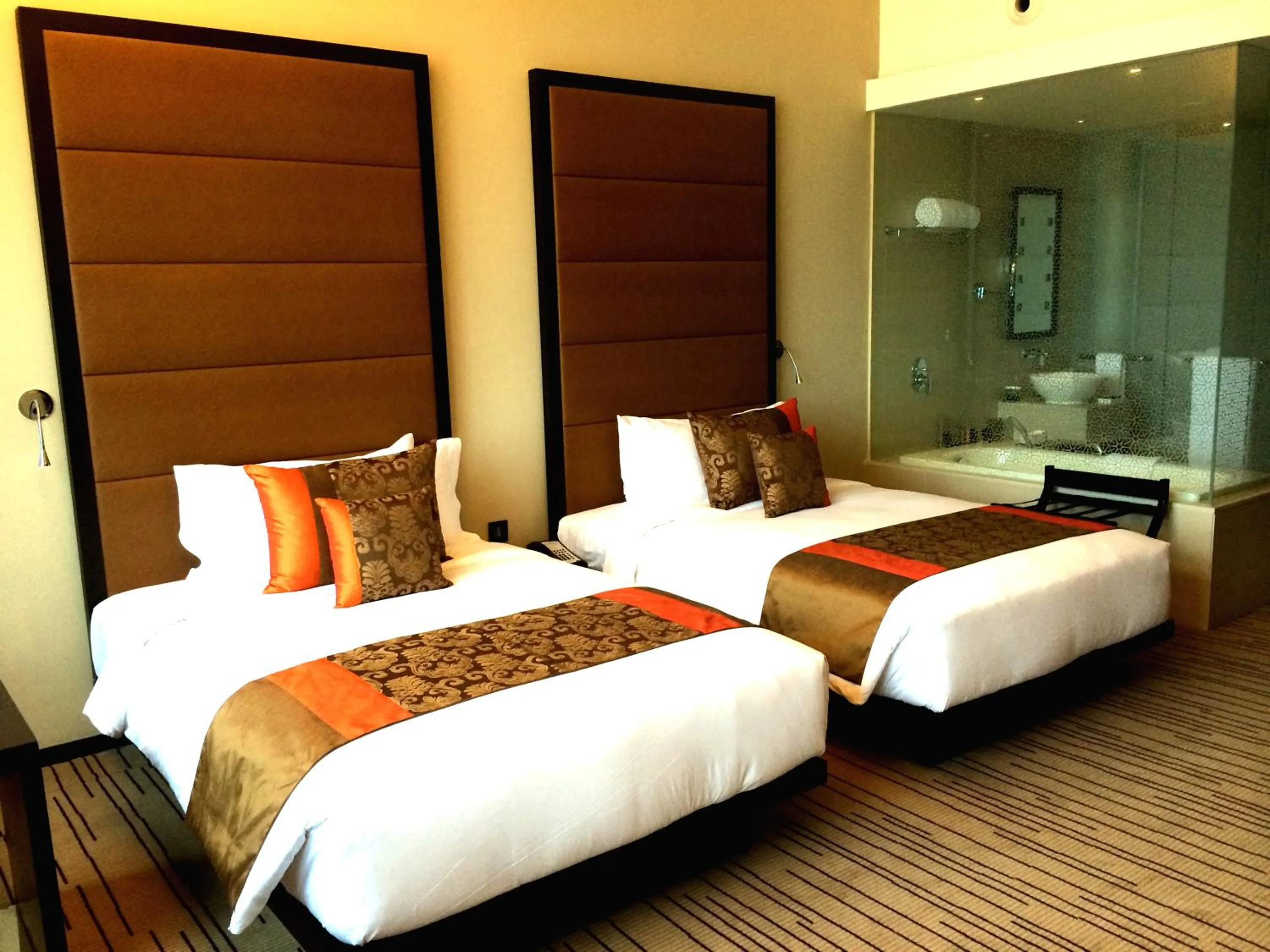 Photo of the whole room, Bed in Southern Sun Abu Dhabi