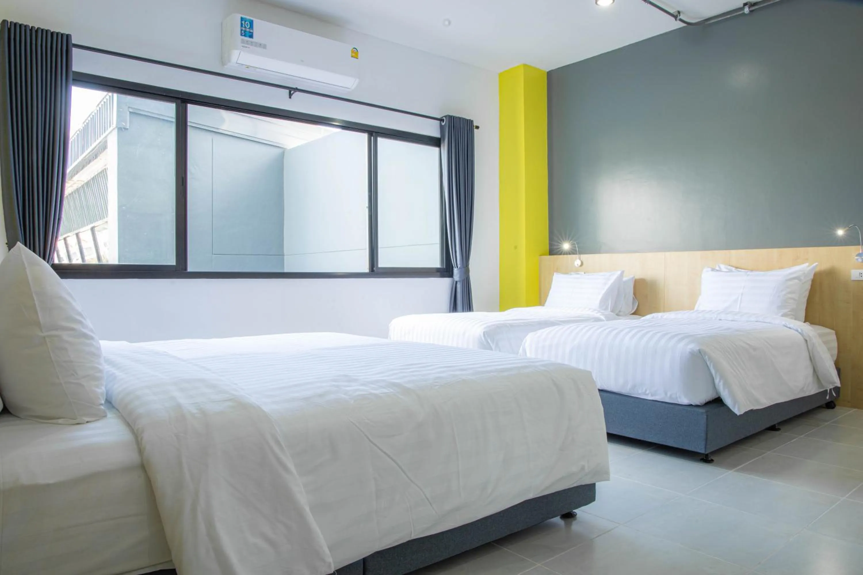 Standard Double Room in Ezyinn