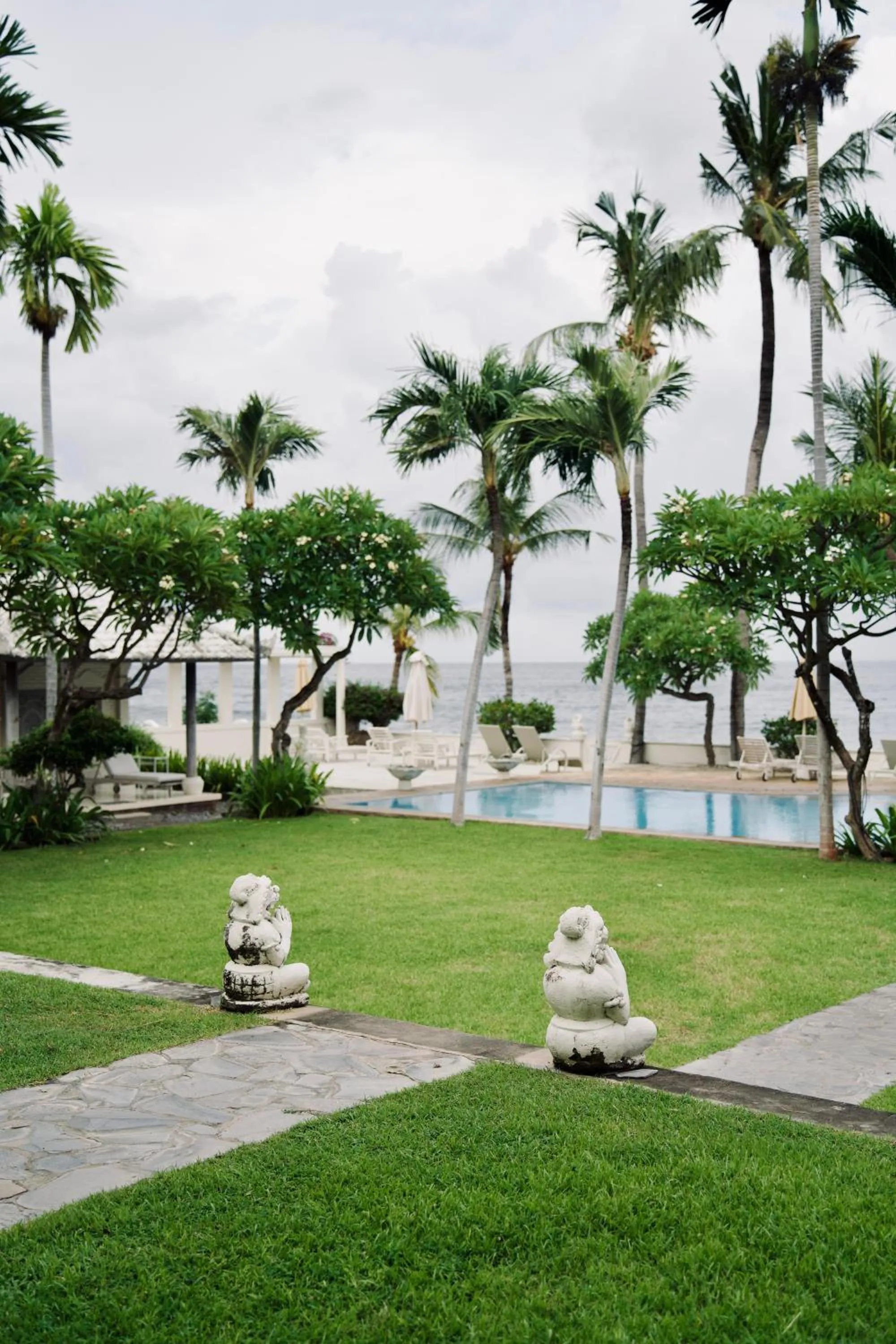 Garden in Dhauteya Villa