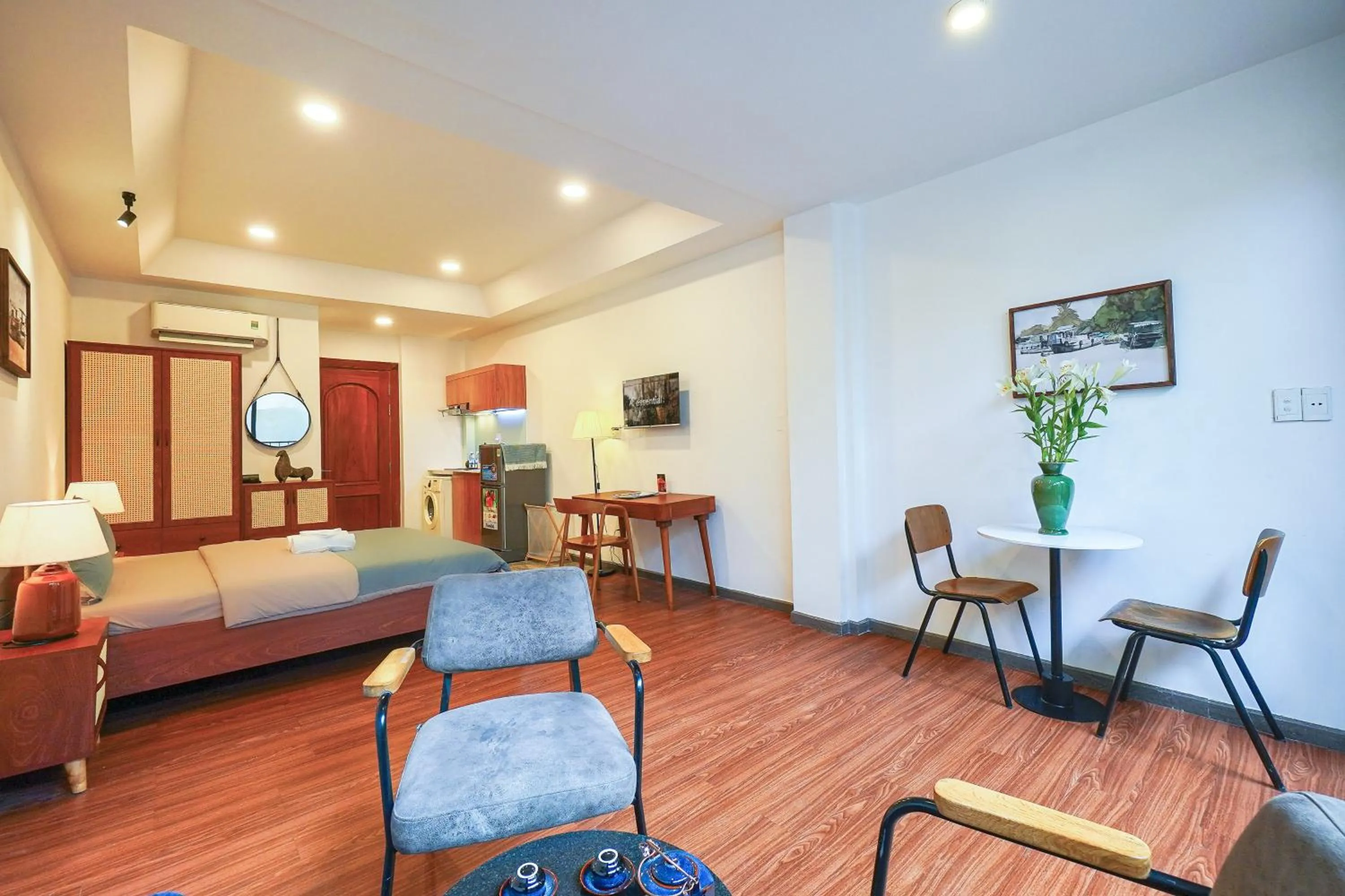 Photo of the whole room, Bed in Nexus House Cay Diep - Near Independence Palace