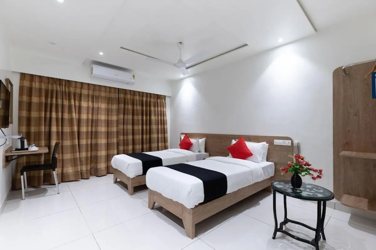 Bed in Sapphero Akshar Inn- Jamnagar