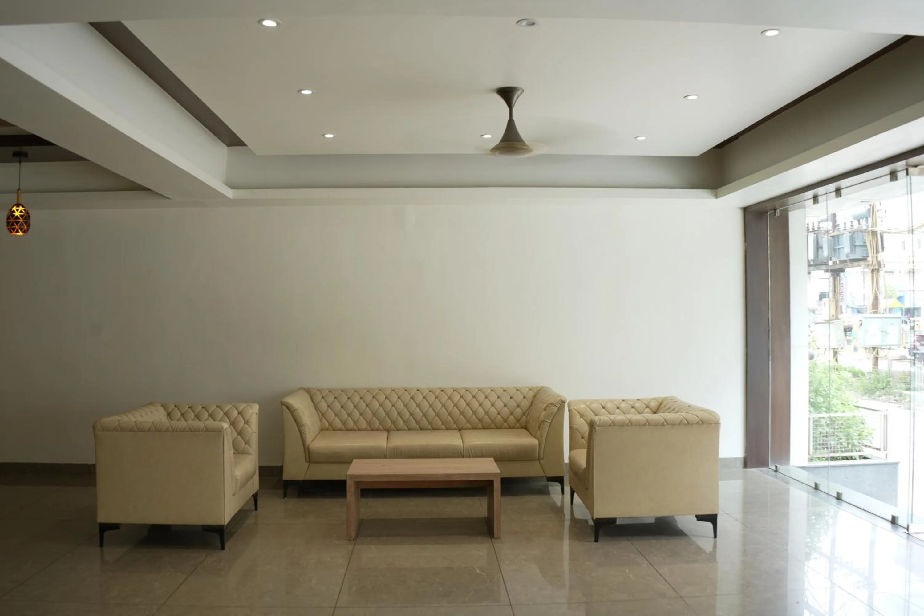 Sapphero Akshar Inn- Jamnagar