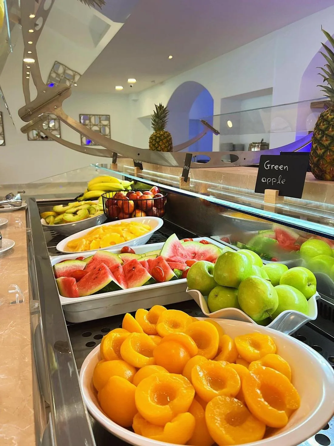 Food in Ninos Grand Beach Resort