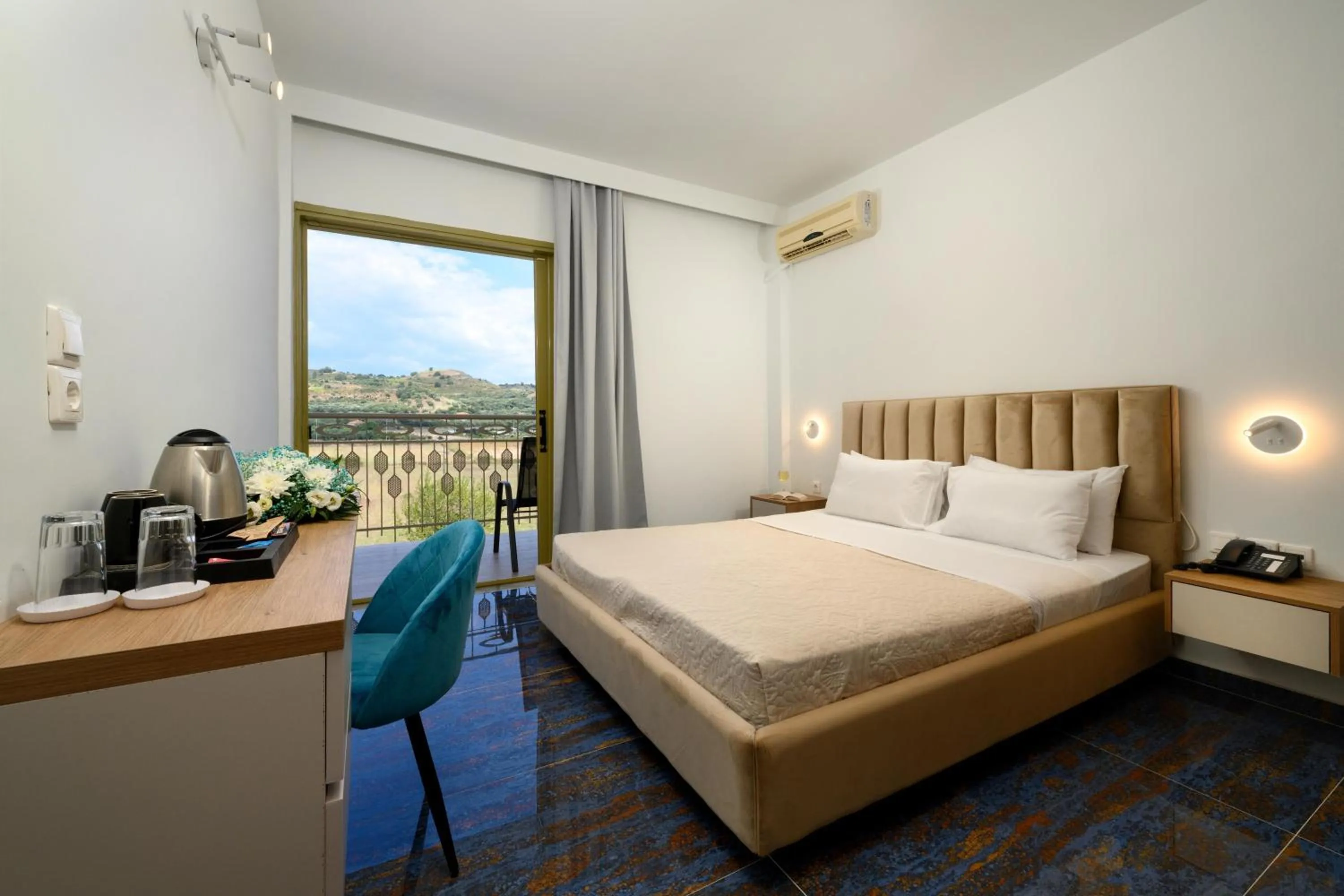 Bedroom, Bed in Ninos Grand Beach Resort