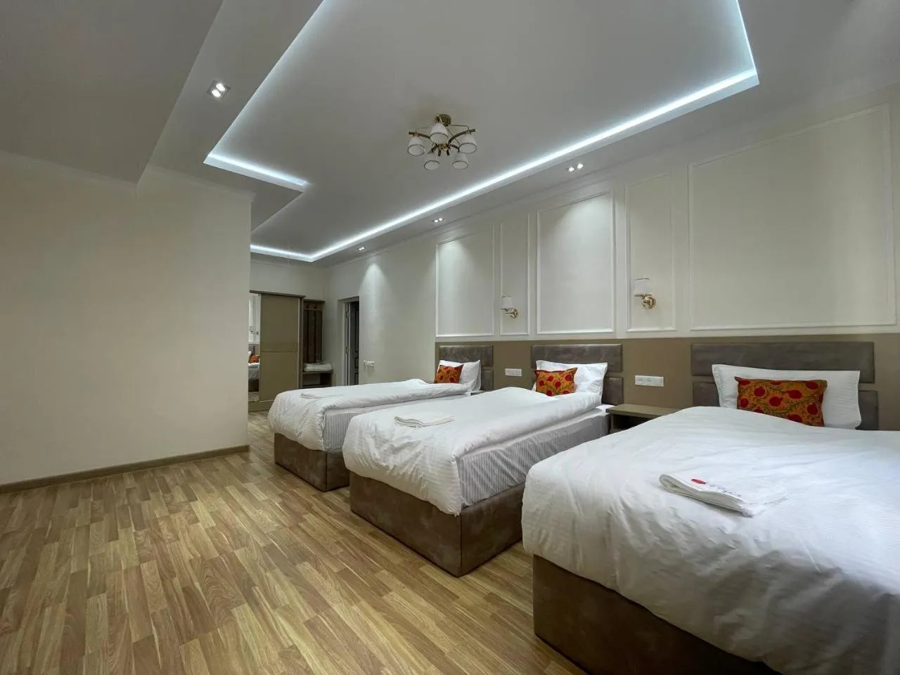 Photo of the whole room in Anor Qal'a