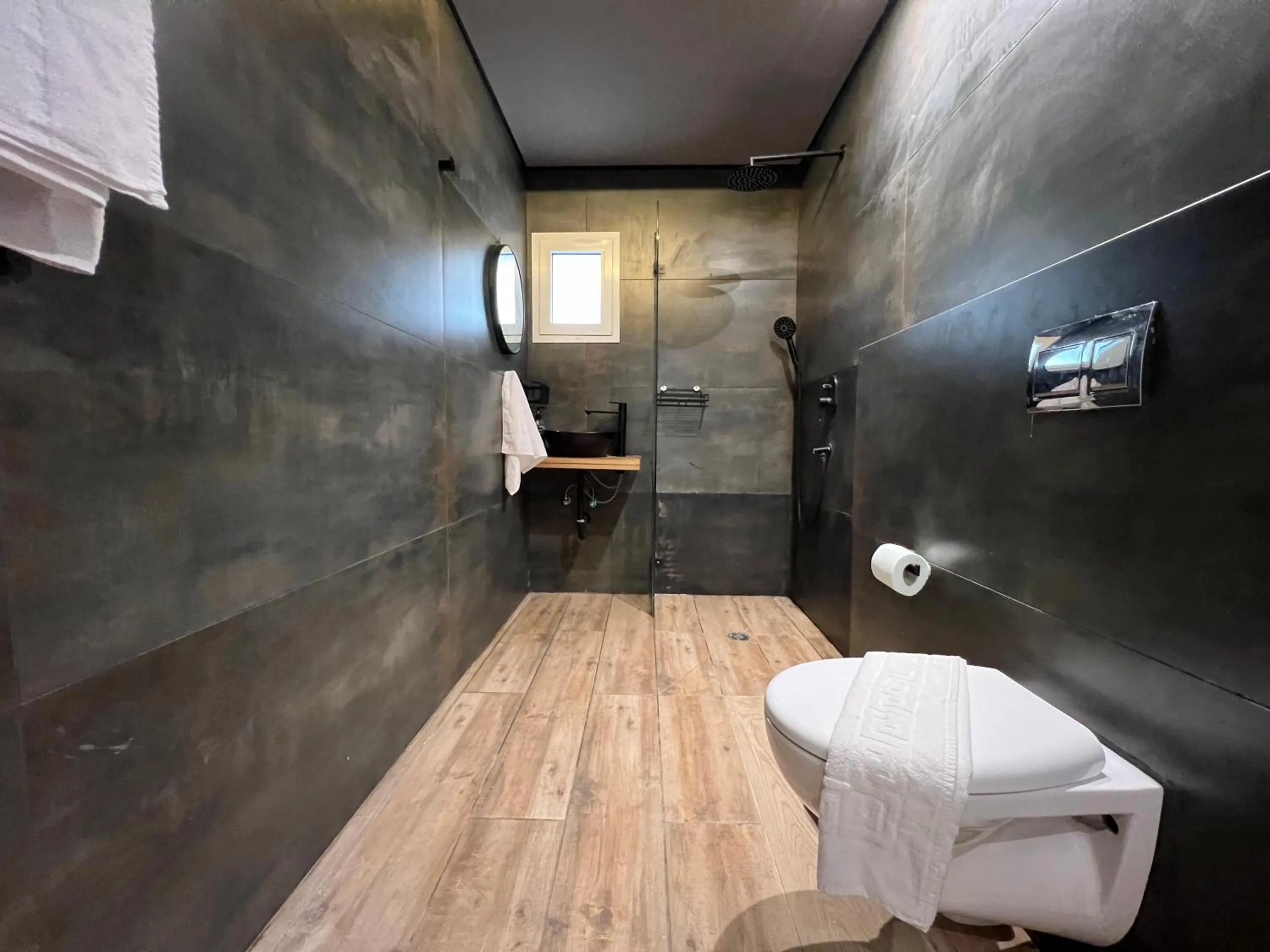 Bathroom in Beer Garden Hotel