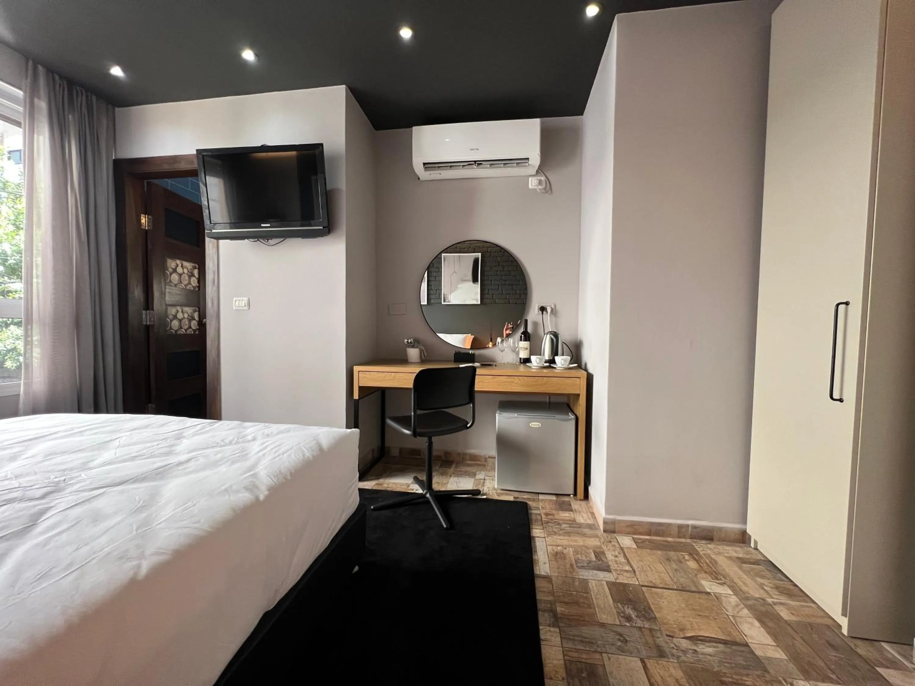 TV/Entertainment Center in Beer Garden Hotel