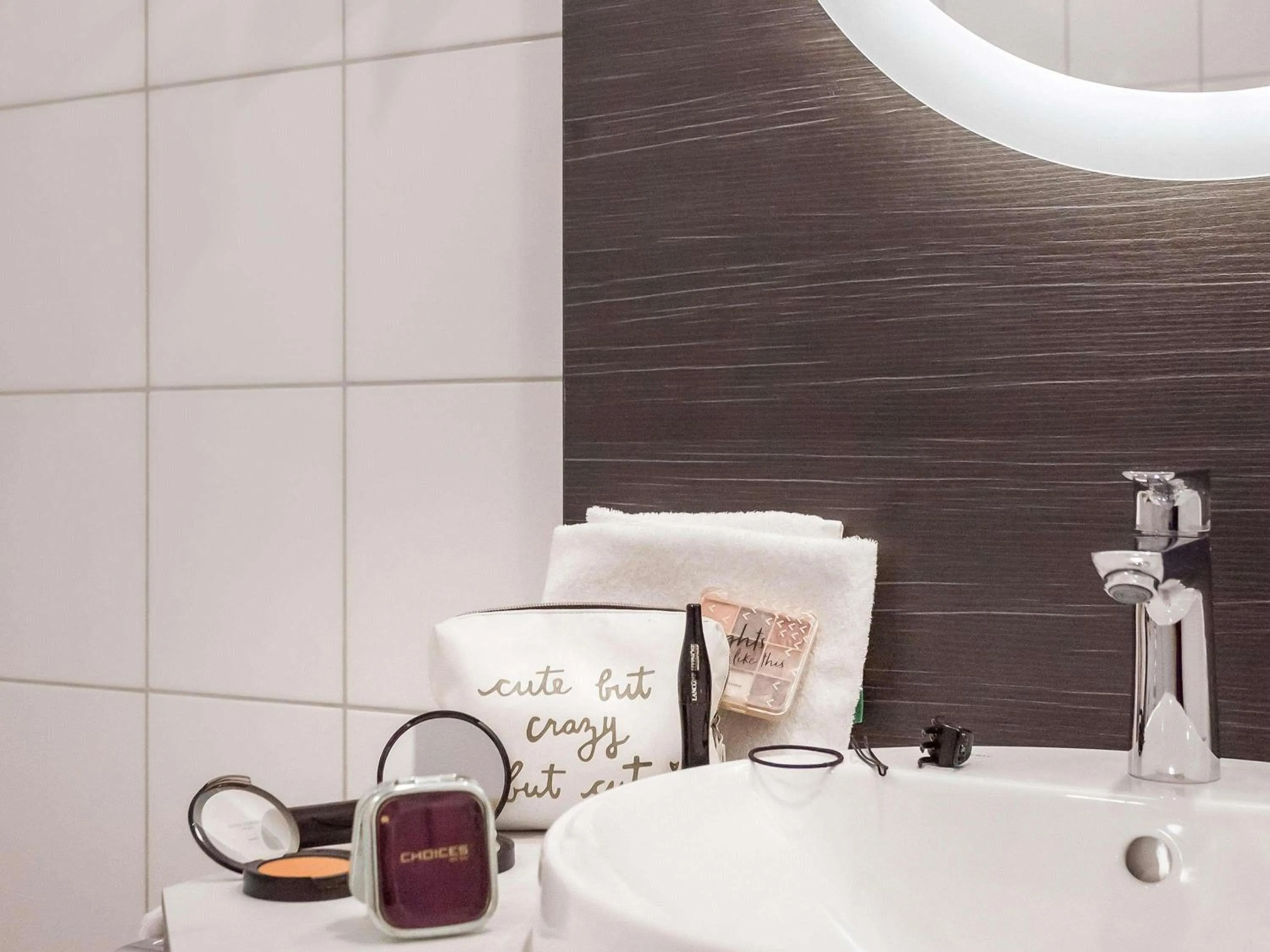 Bedroom in ibis Styles Den Haag Scheveningen