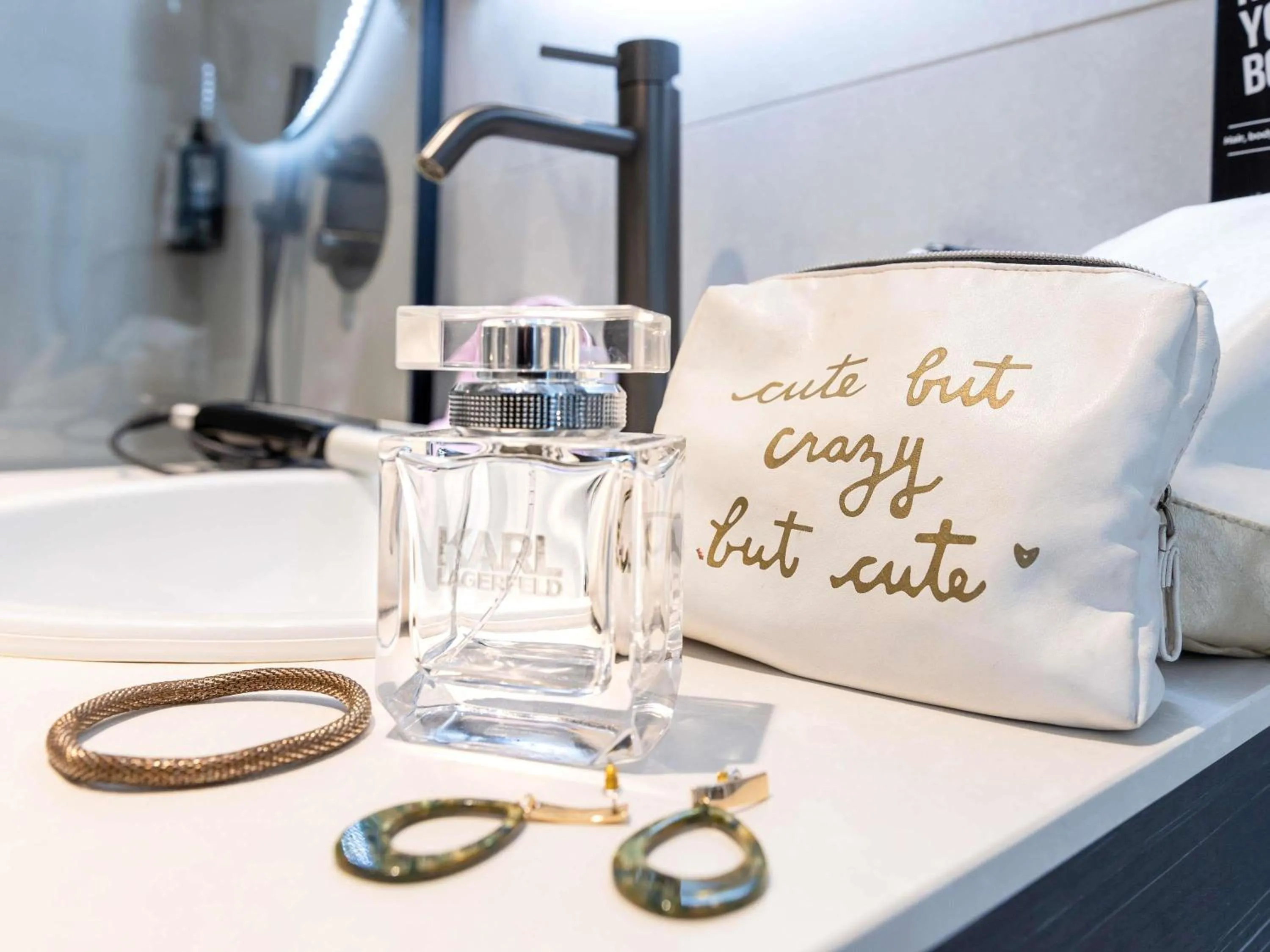 Bedroom in ibis Styles Den Haag Scheveningen