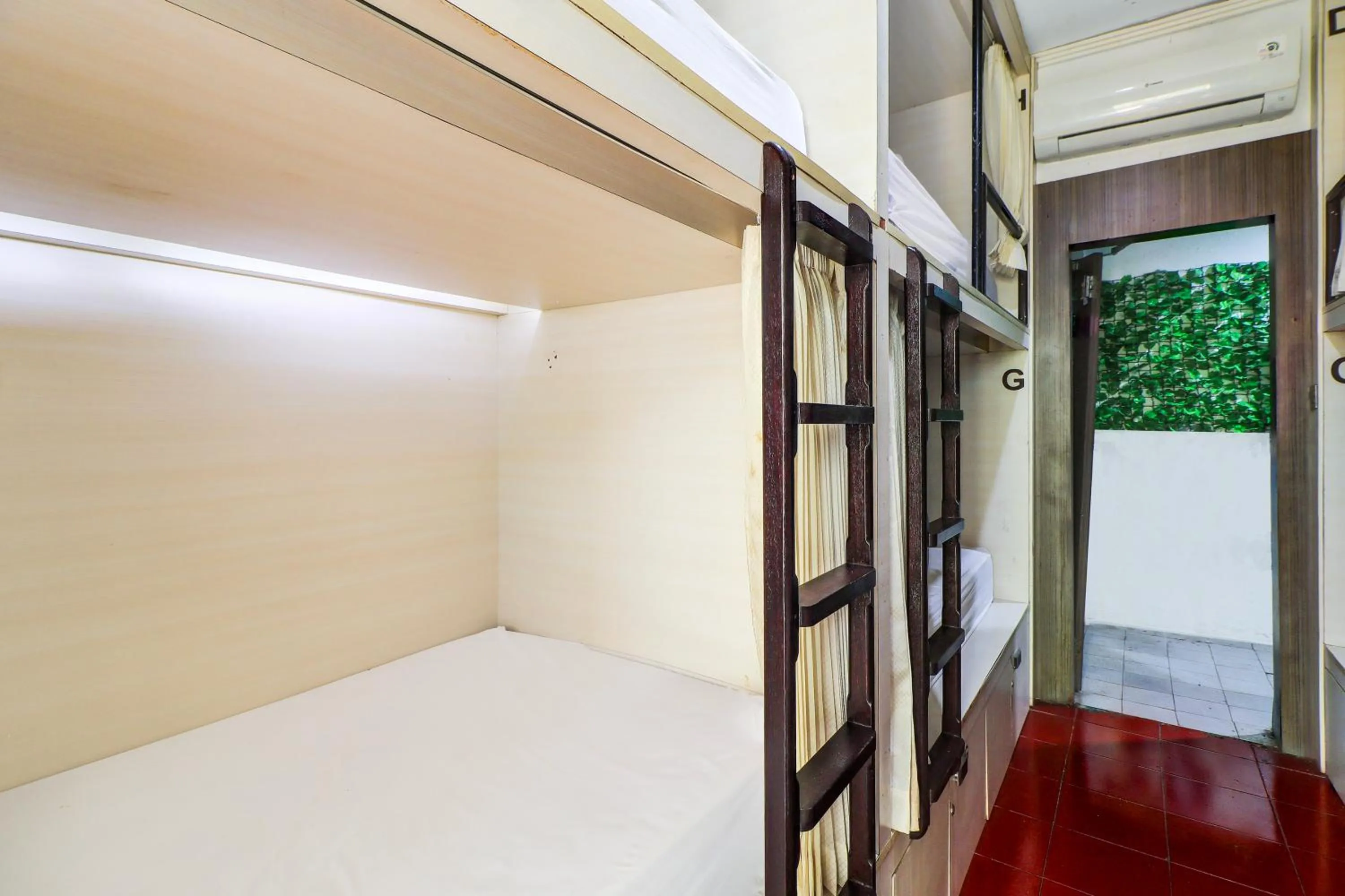 Bedroom, Bed in Super OYO Capital O 93486 Anna Inn Kuta