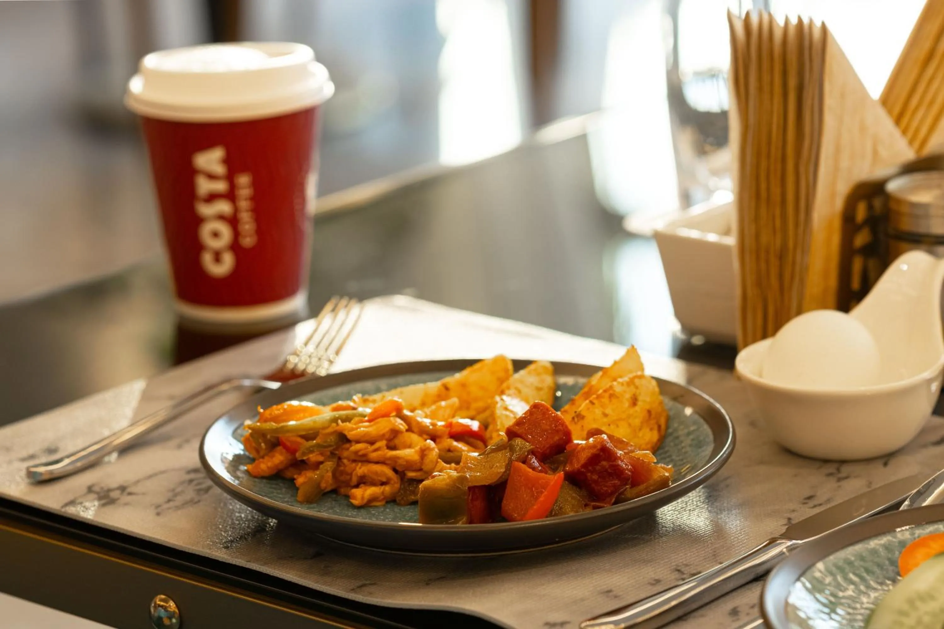 Restaurant/places to eat in IRIS Inn Narjis Riyadh