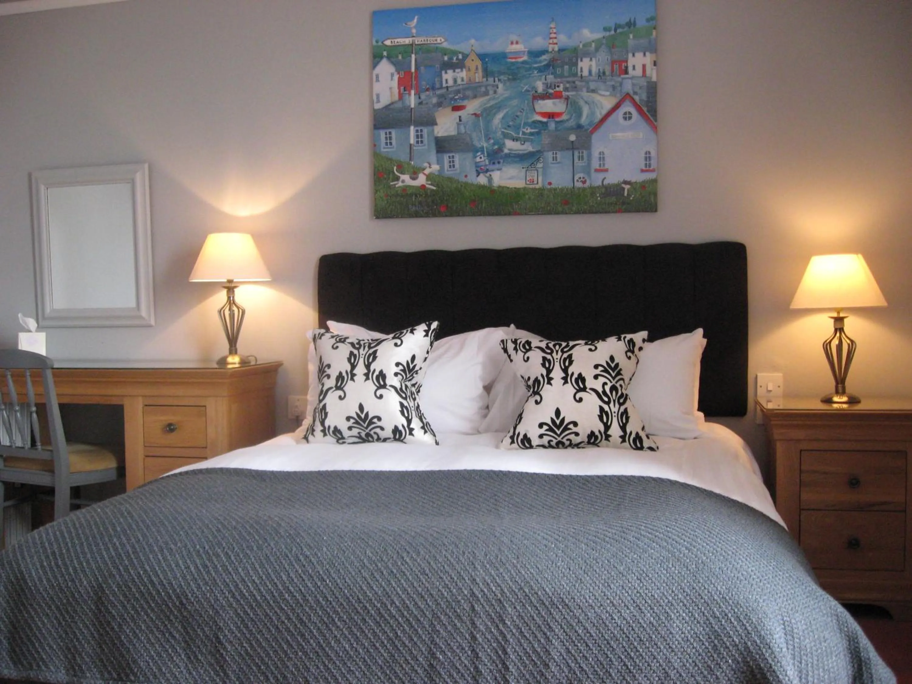 Bed in Shaftesbury Hotel Dundee