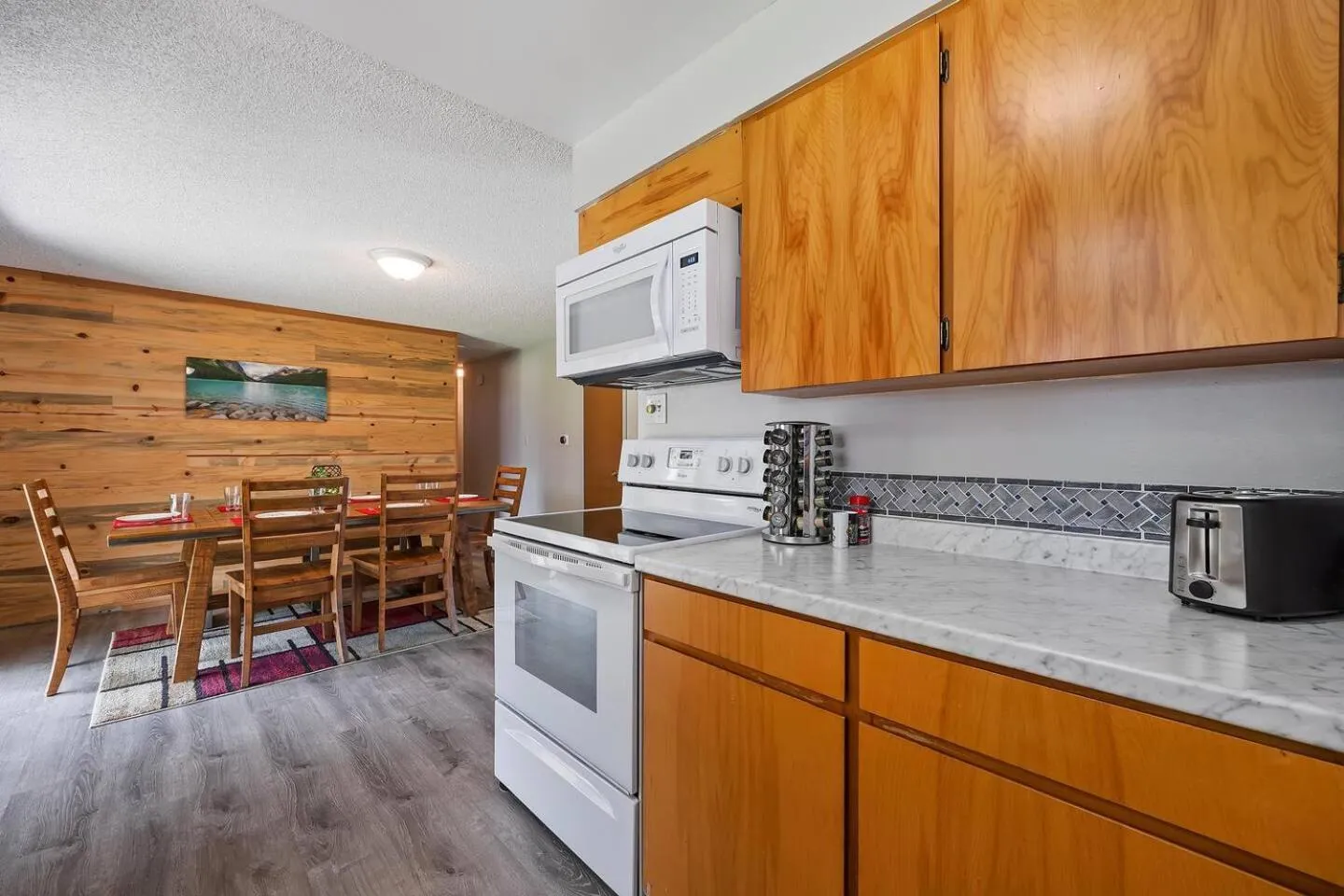 Kitchen or kitchenette in The Brick House, Kellogg ID