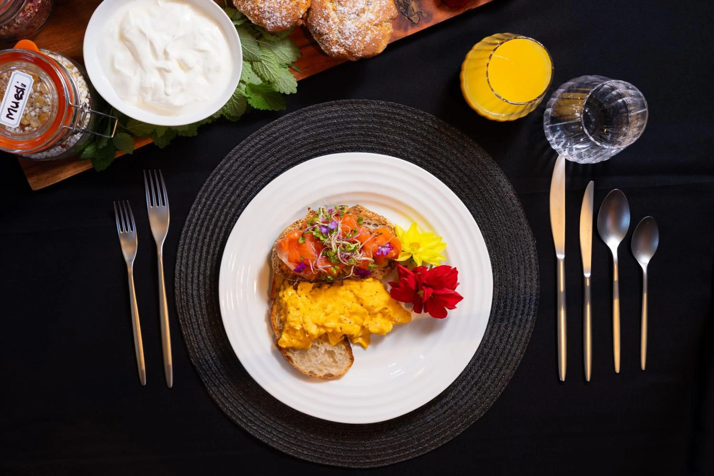 Breakfast in Pihopa Retreat