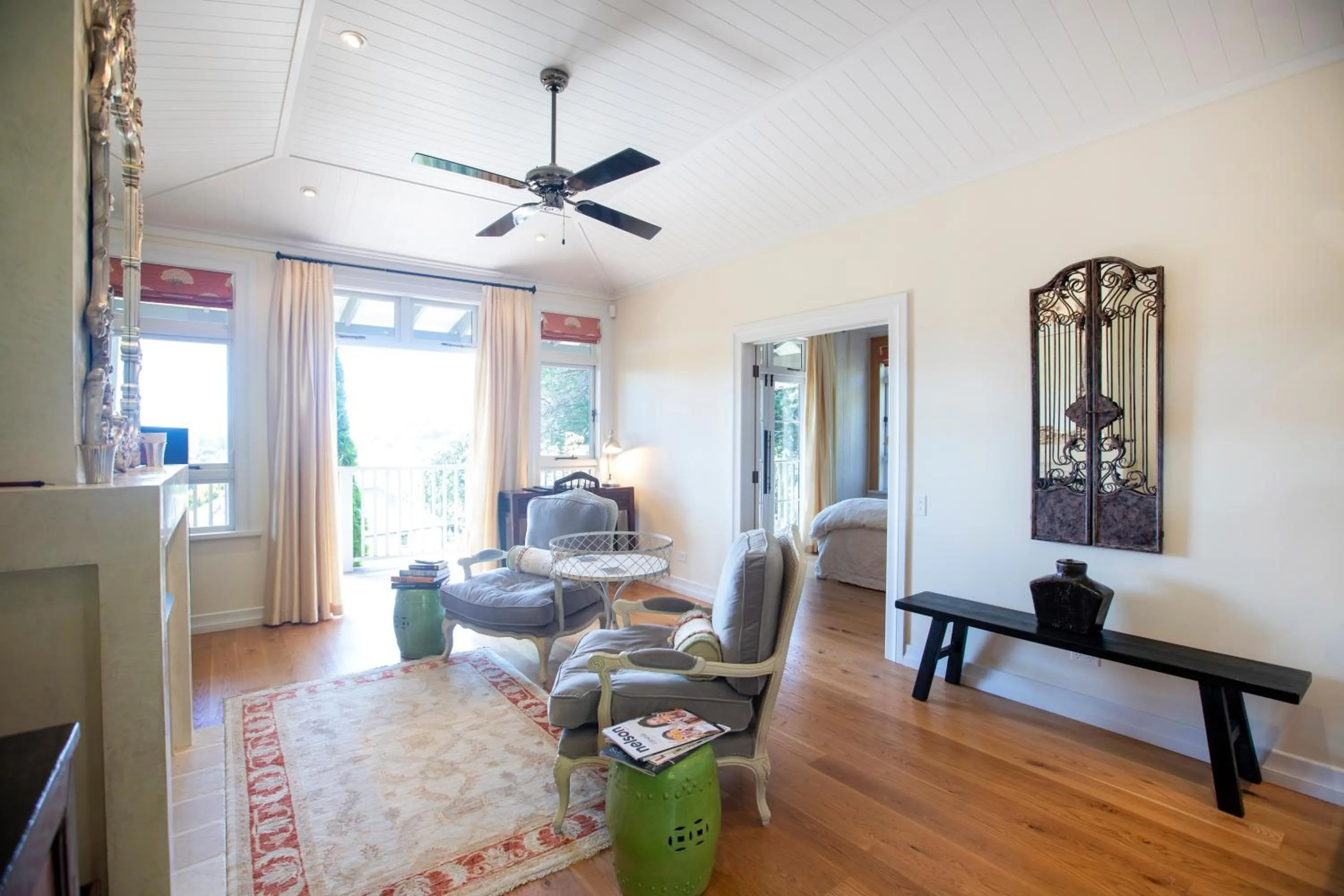 TV and multimedia in Pihopa Retreat