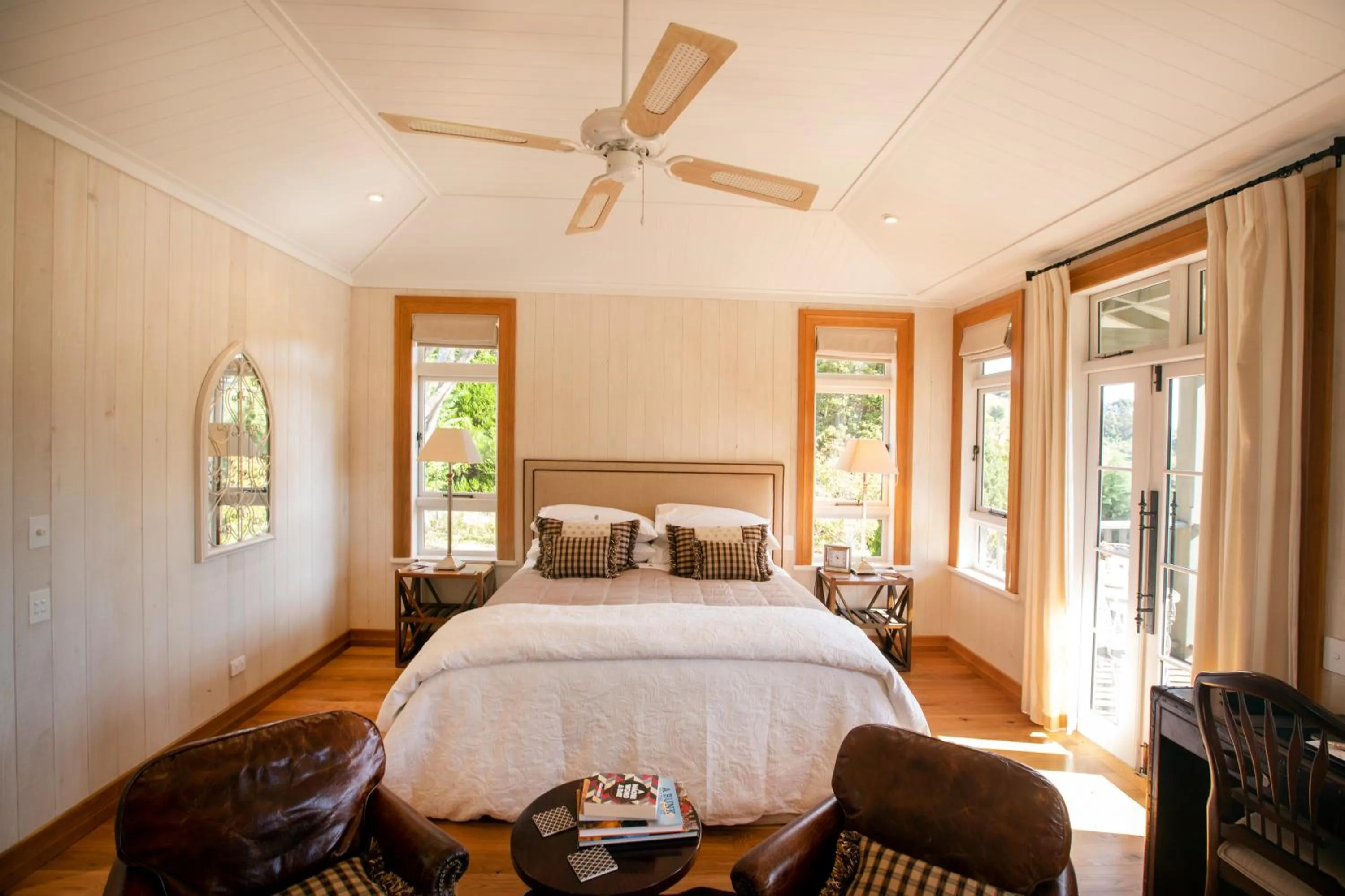 Bed in Pihopa Retreat