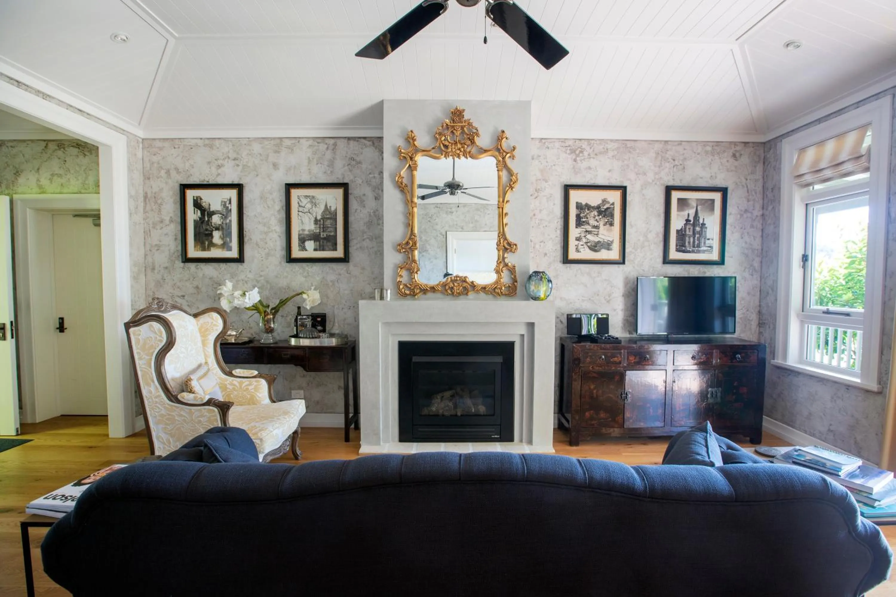 TV and multimedia in Pihopa Retreat