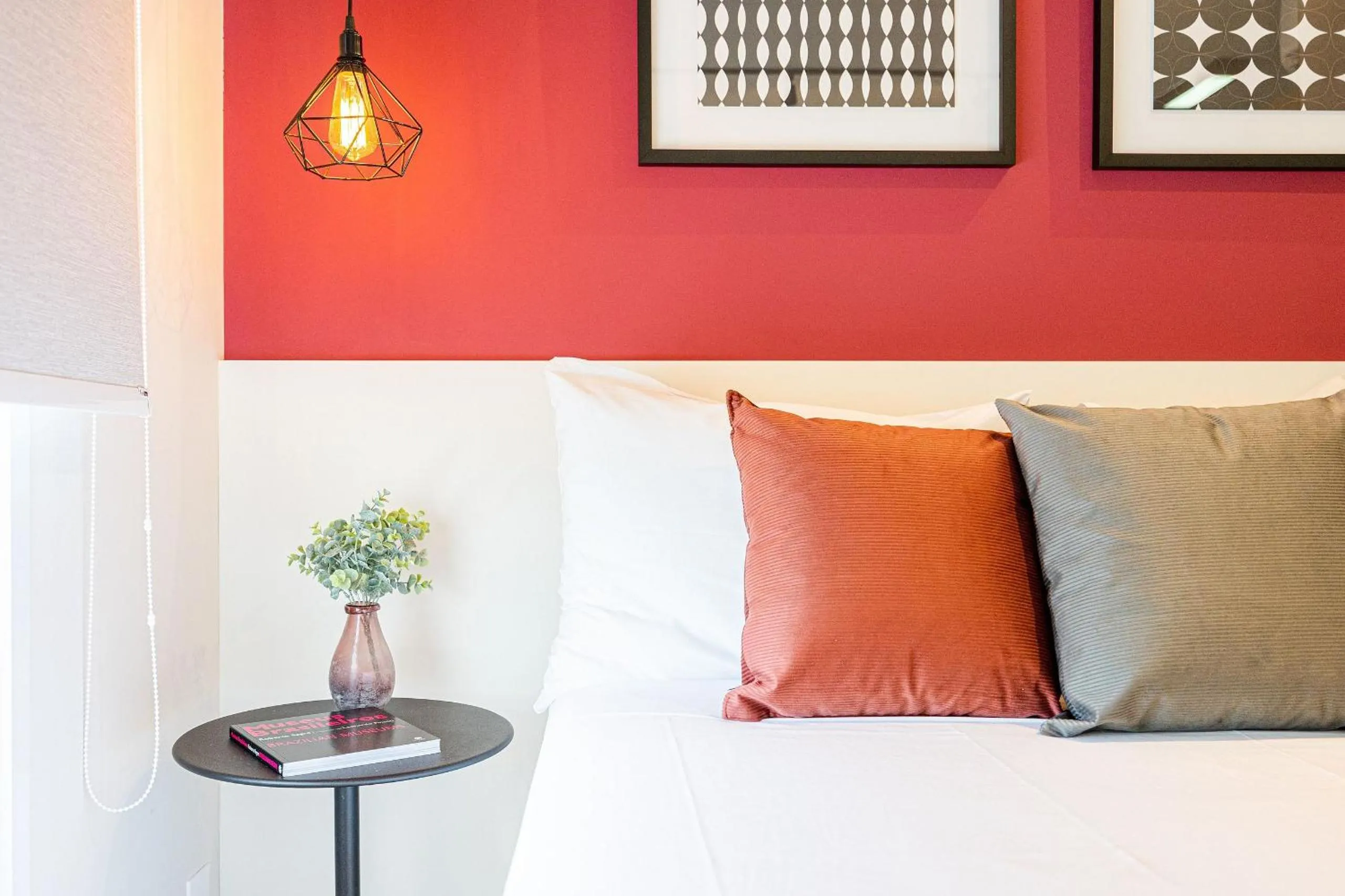 Bed in Homelike by Viva - Apartamentos completos em Pinheiros a uma quadra da Faria Lima