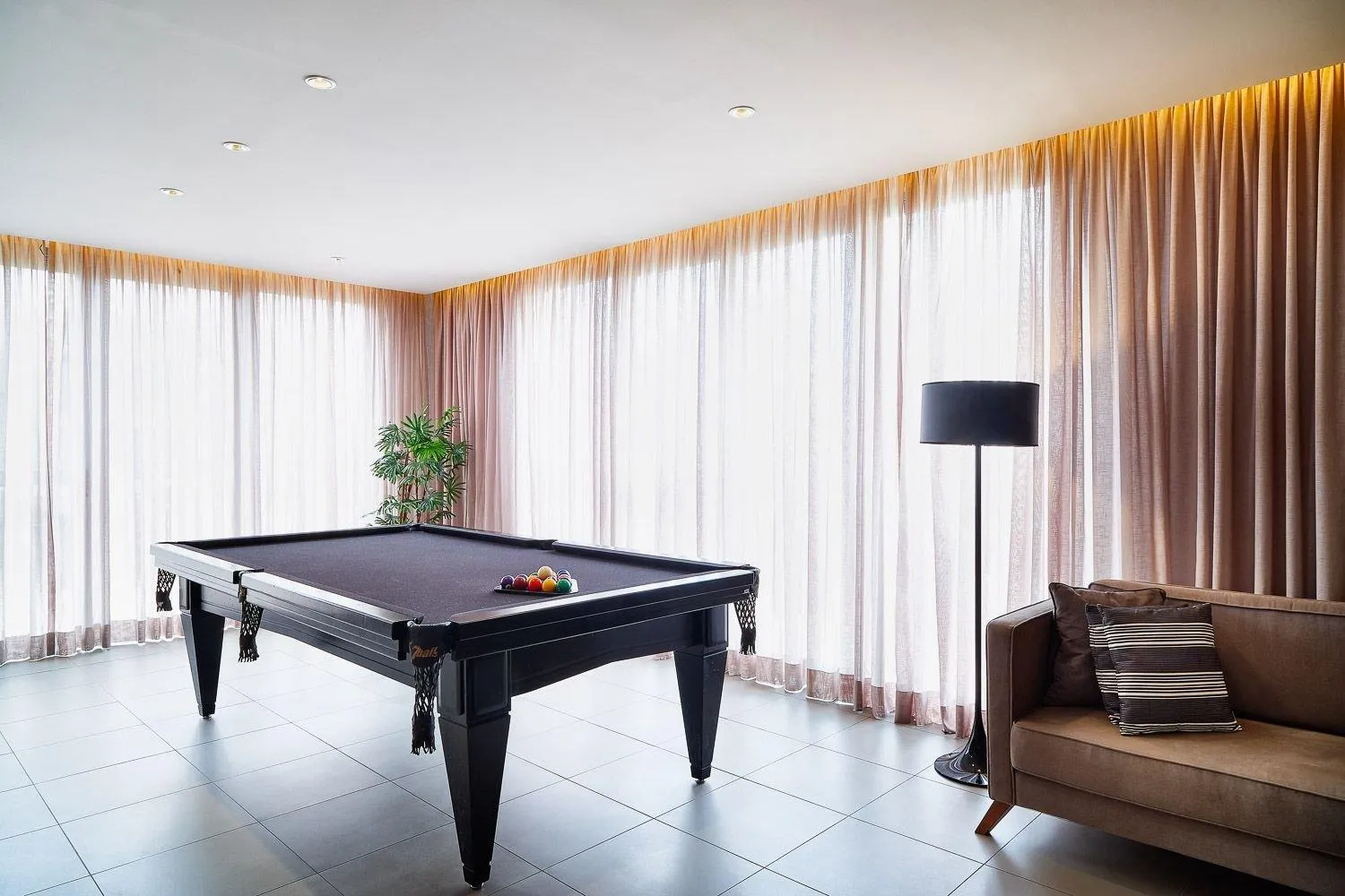 Billiard in Homelike by Viva - Apartamentos completos em Pinheiros a uma quadra da Faria Lima