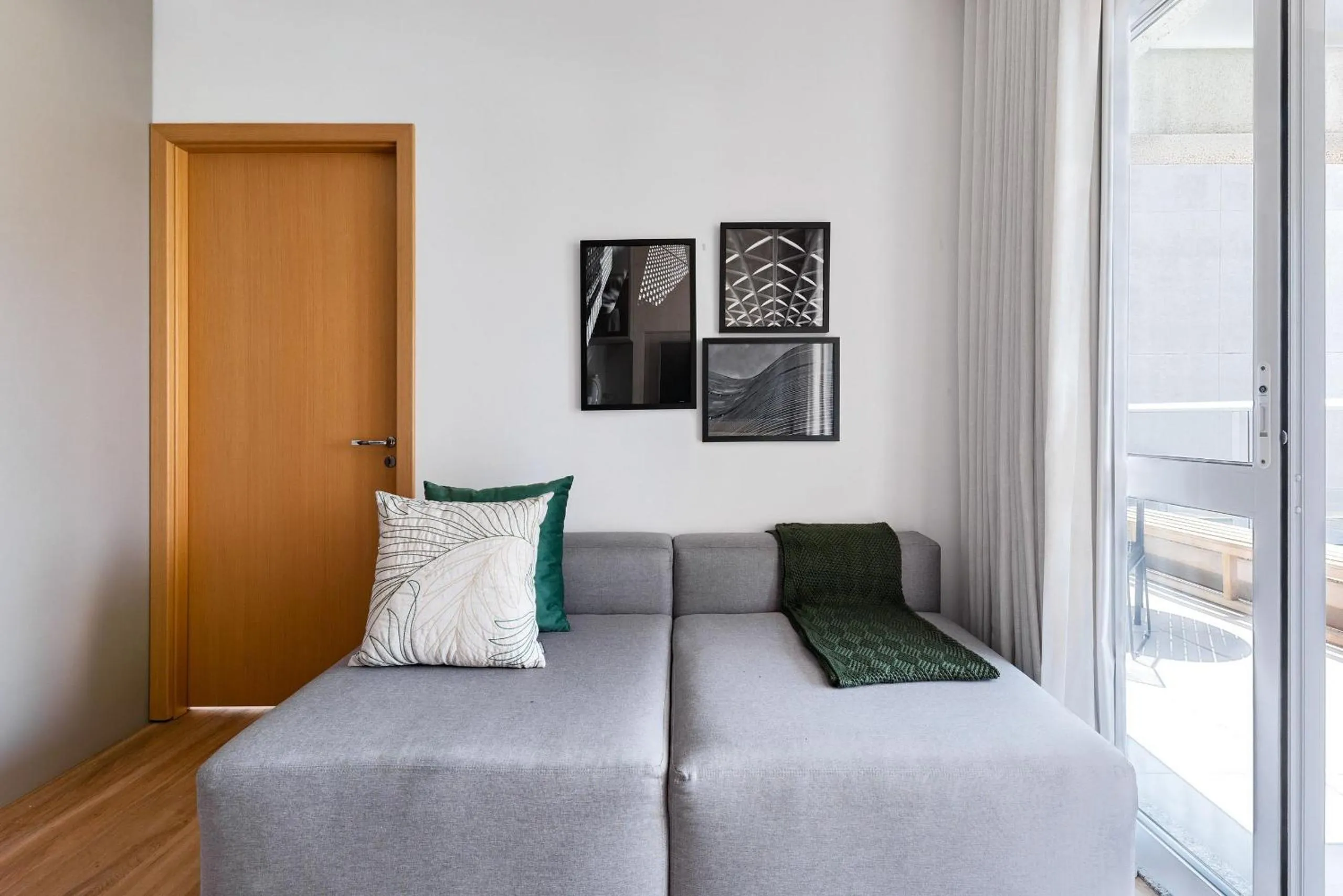 Photo of the whole room, Bed in Homelike by Viva - Apartamentos completos em Pinheiros a uma quadra da Faria Lima