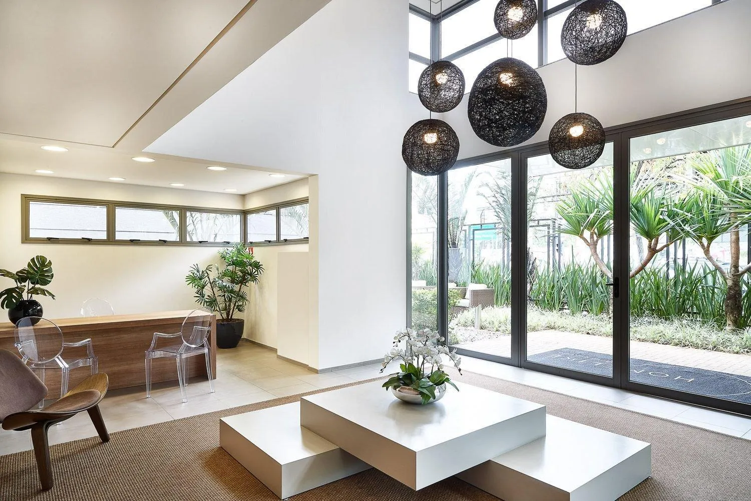 Garden in Homelike by Viva - Apartamentos completos em Pinheiros a uma quadra da Faria Lima