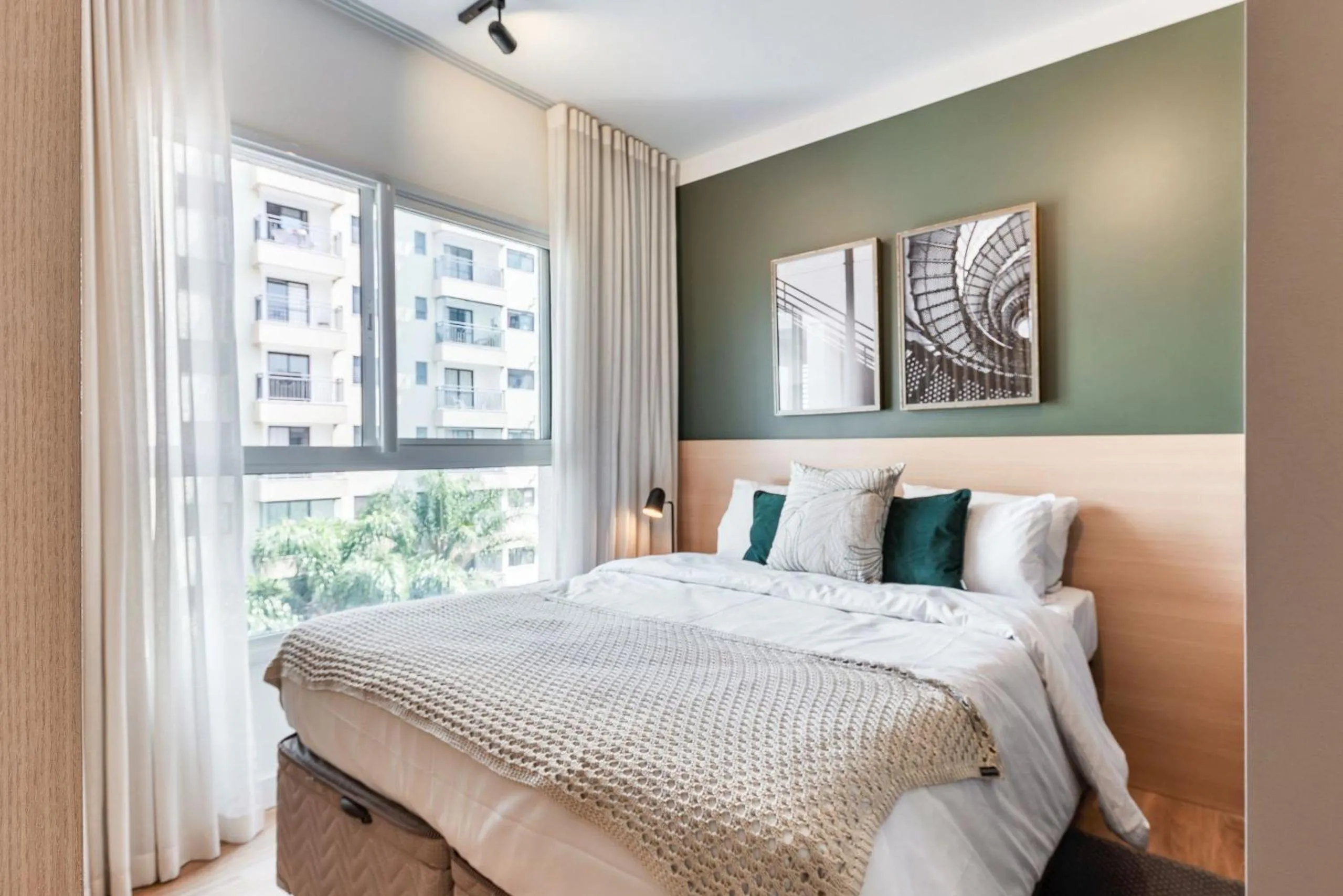 Bed in Homelike by Viva - Apartamentos completos em Pinheiros a uma quadra da Faria Lima