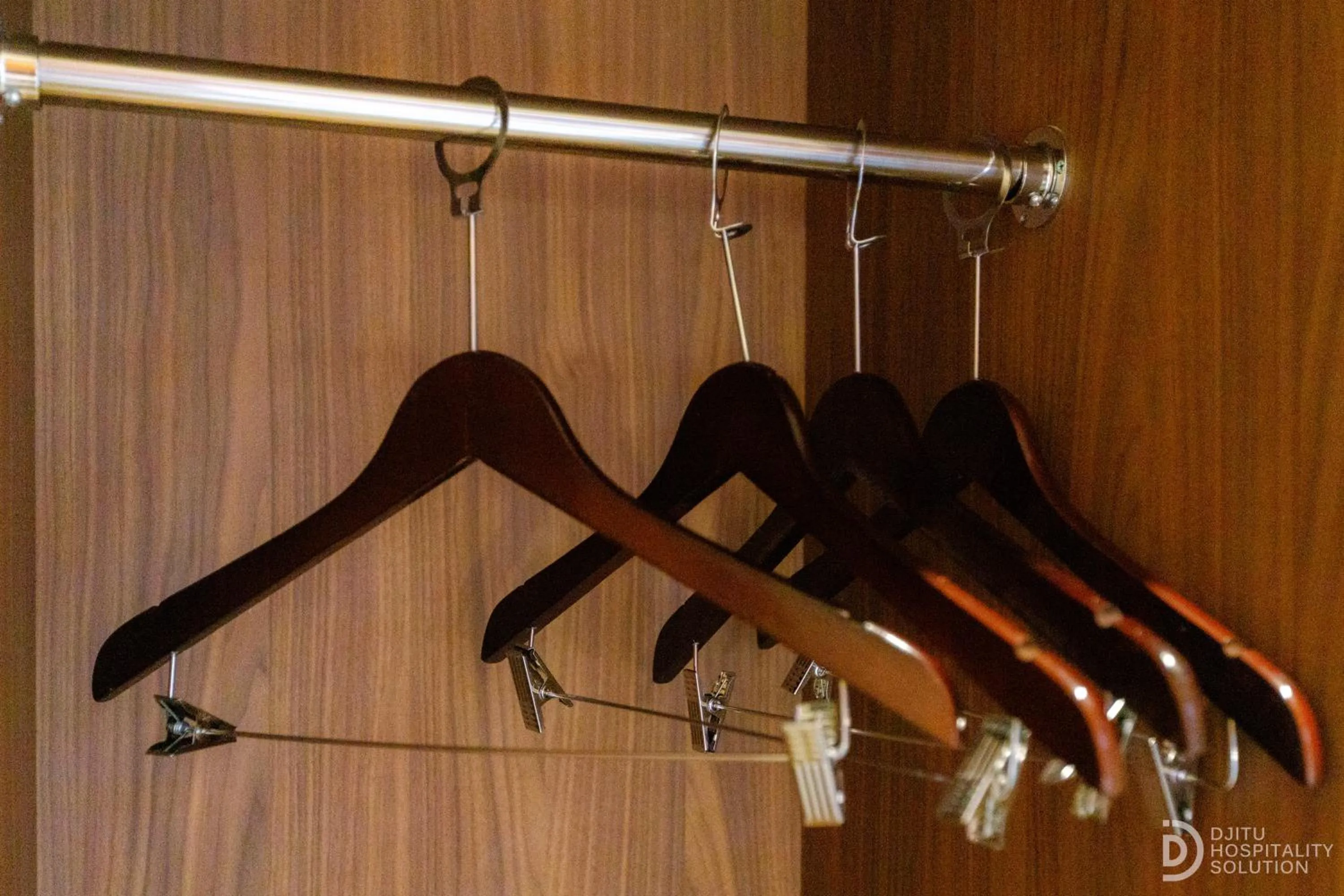 wardrobe in ME Villa Pererenan