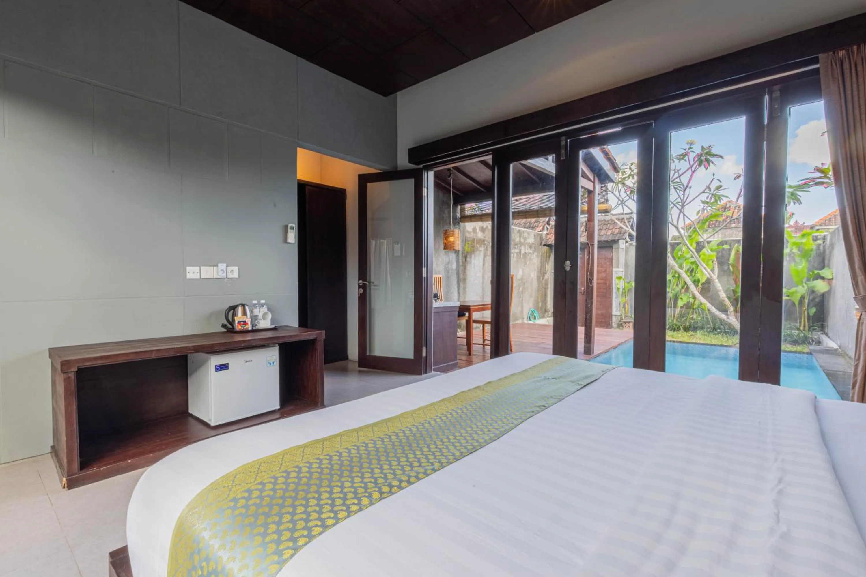 Bed in ME Villa Pererenan