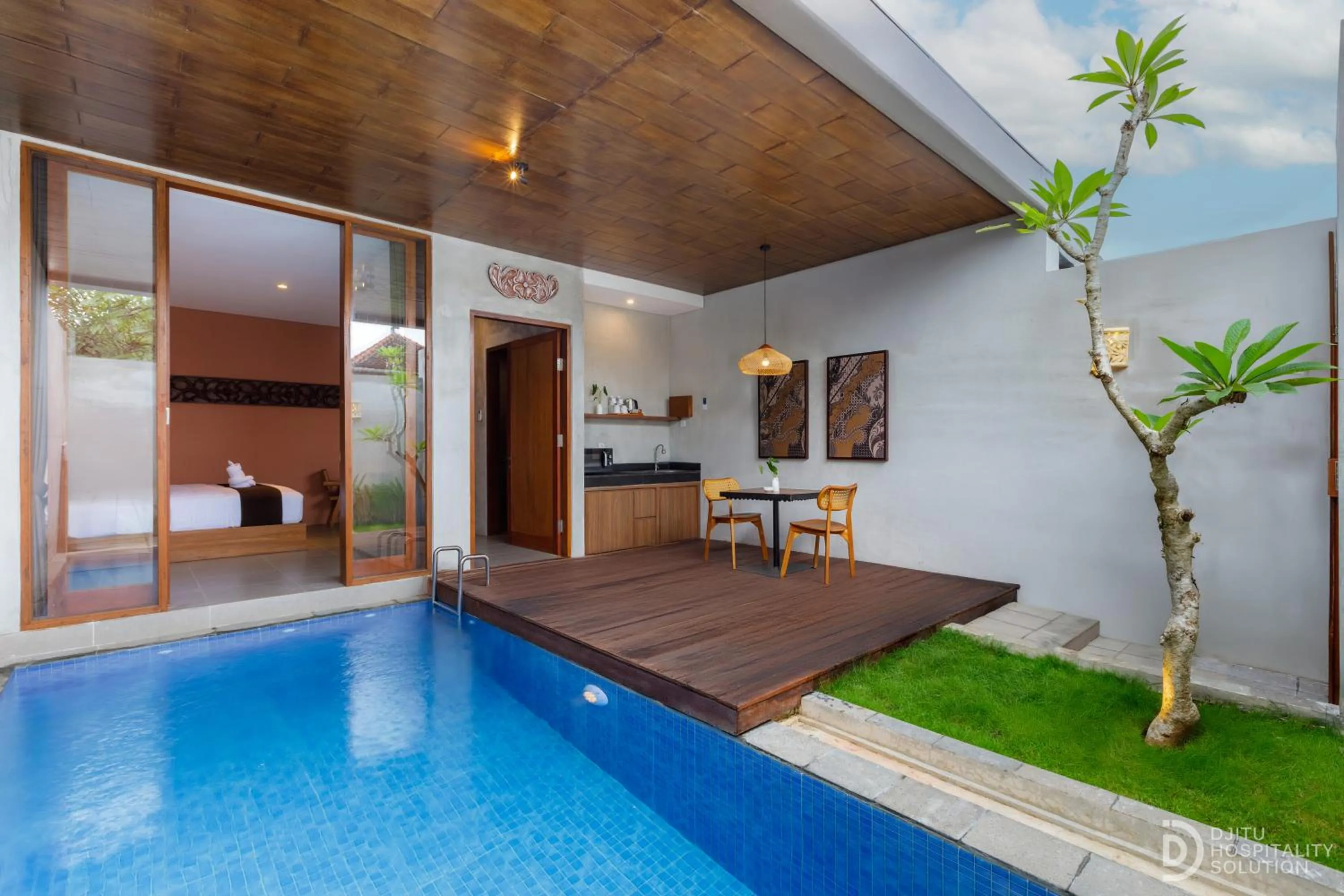 Pool view in ME Villa Pererenan