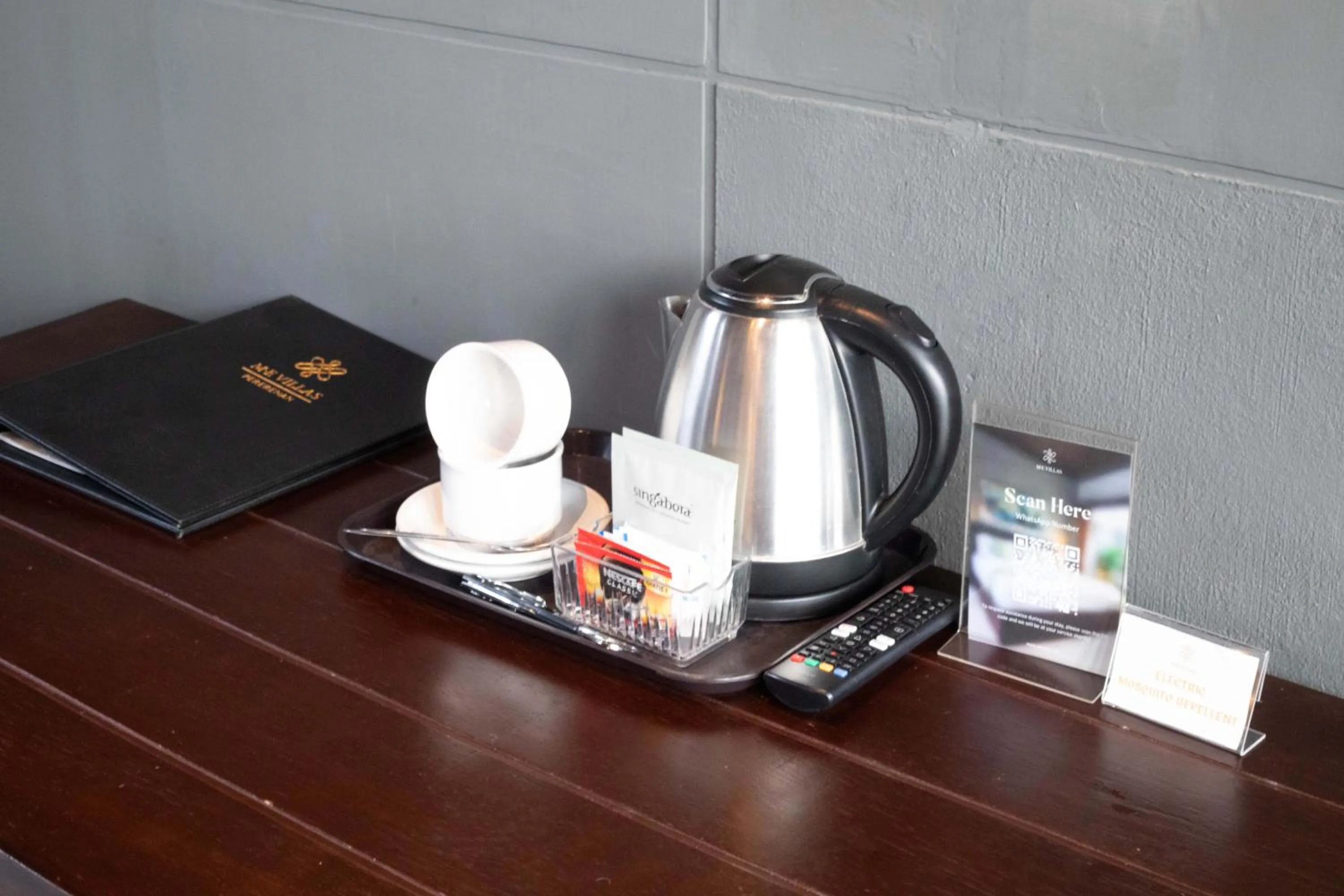 Coffee/tea facilities in ME Villa Pererenan