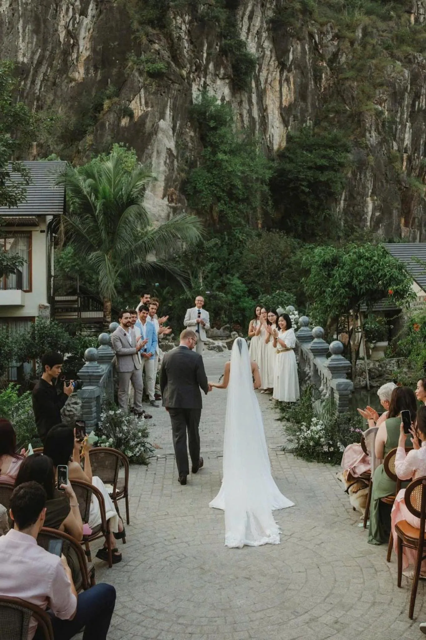 Guests in Athena Premier Resort Ninh Bình