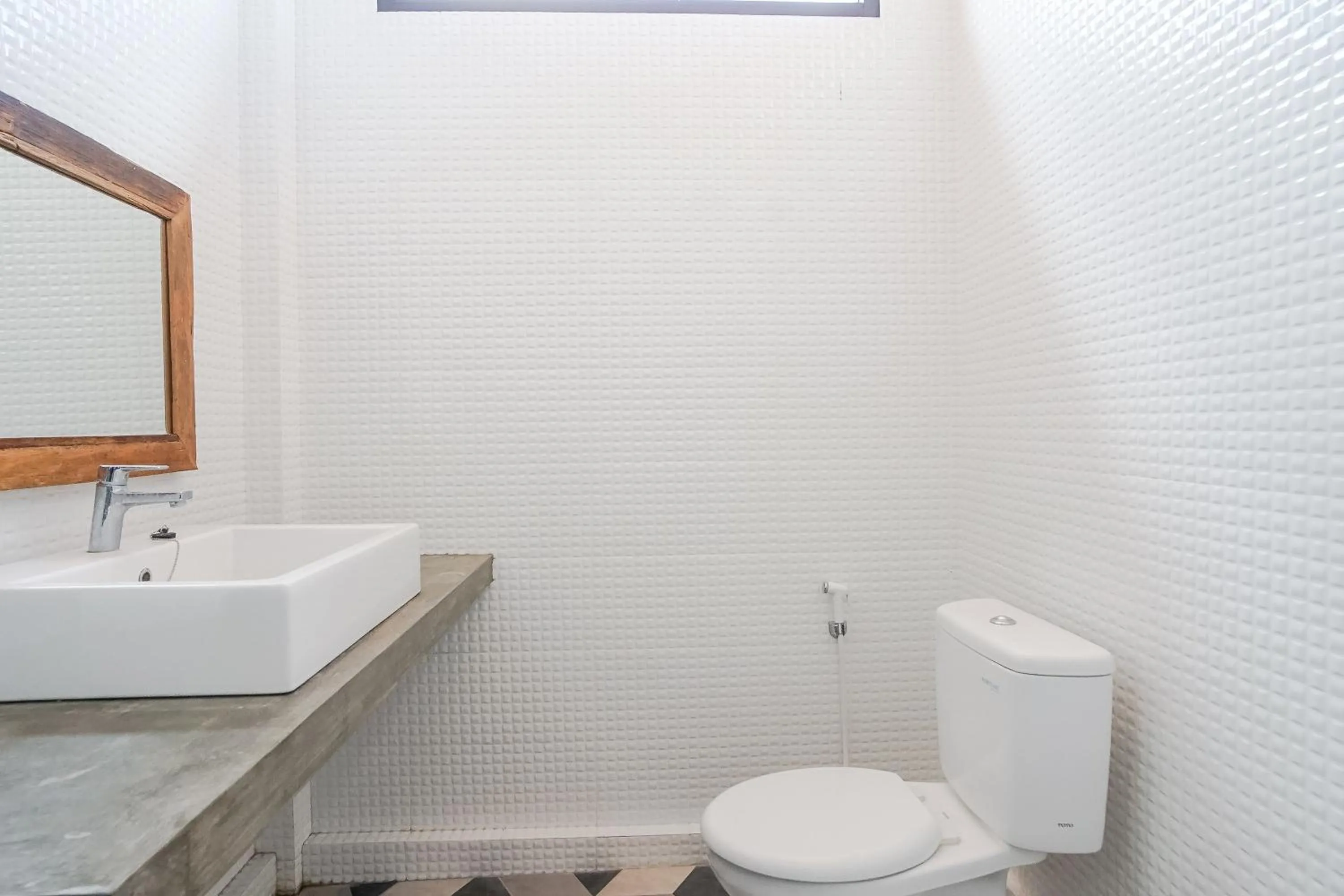 Bathroom in Margarita Apartment and Coworking Canggu