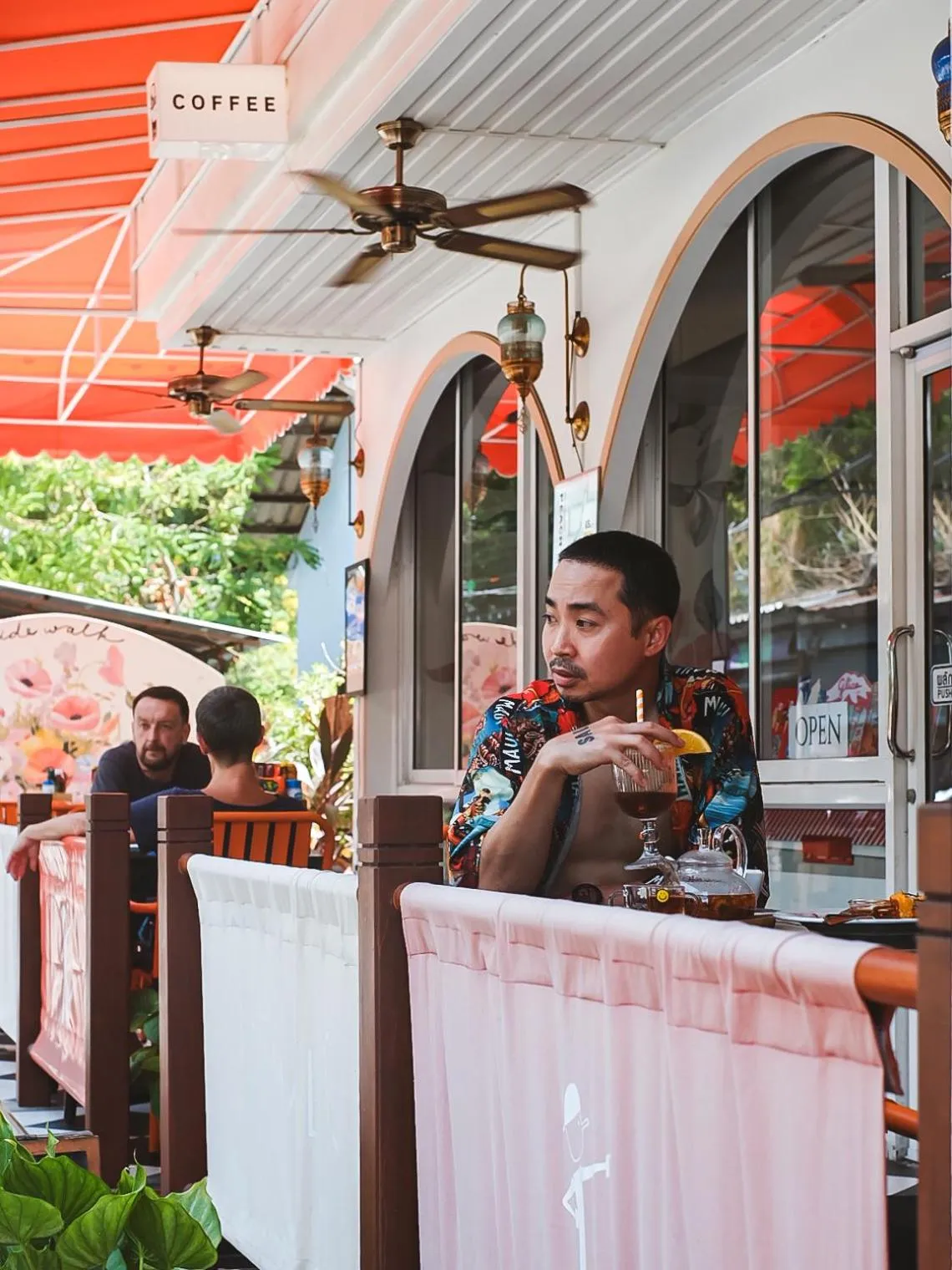 Sidewalk Boutique Hotel