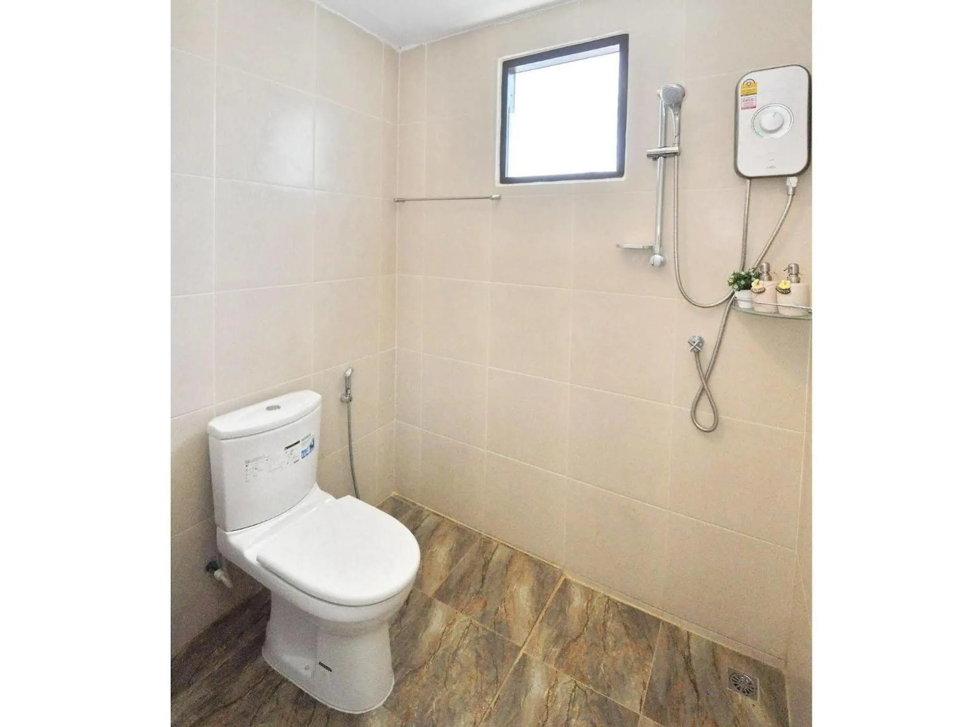 Bathroom in Sidewalk Boutique Hotel