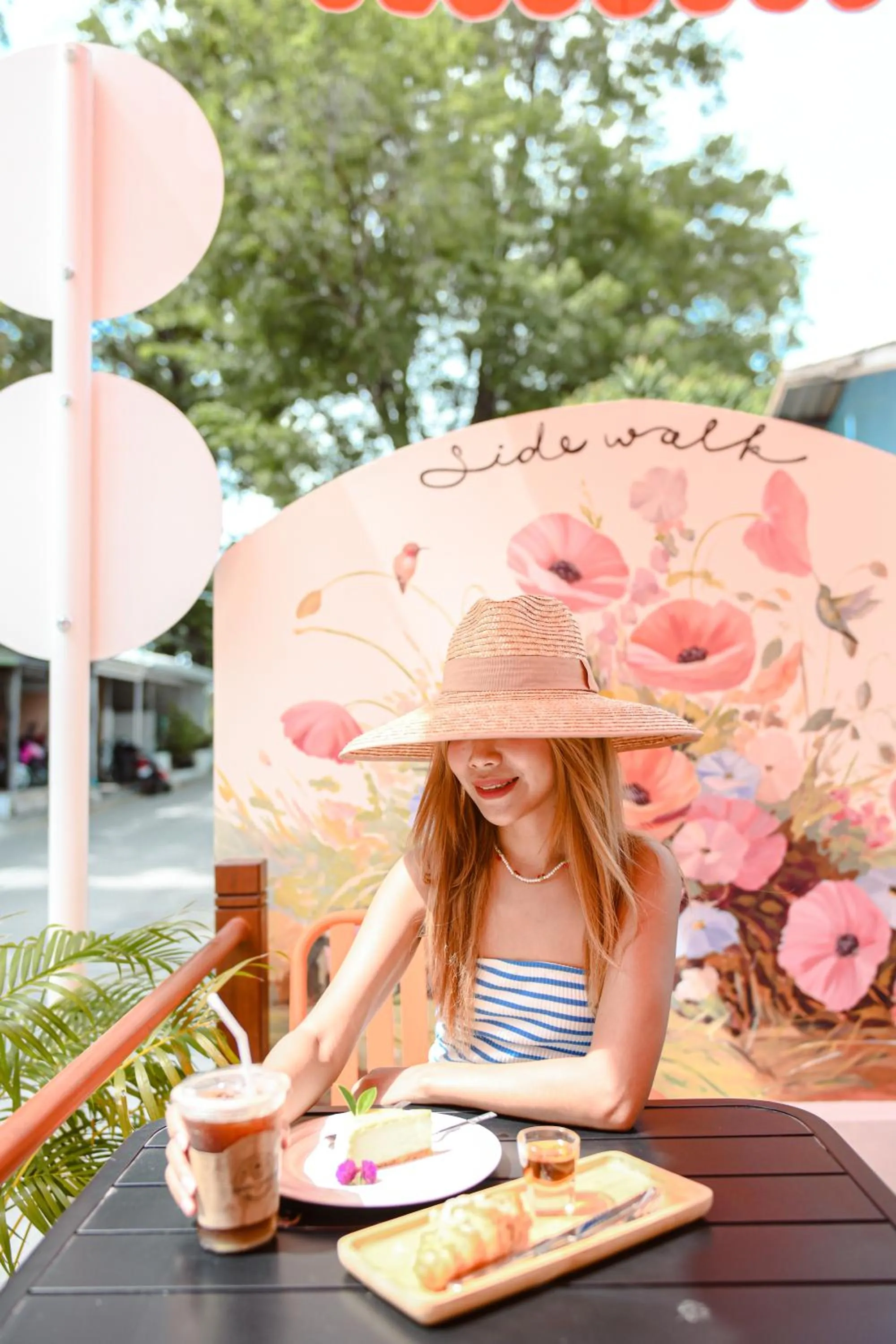 Sidewalk Boutique Hotel