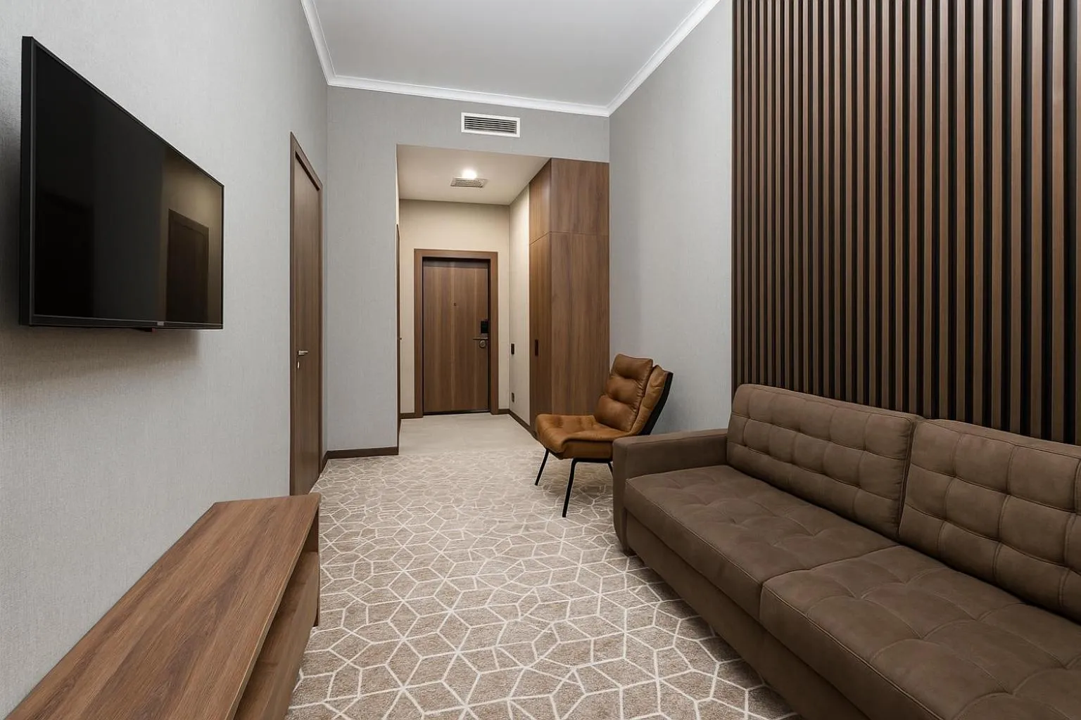 TV and multimedia in Tauke Khan Plaza